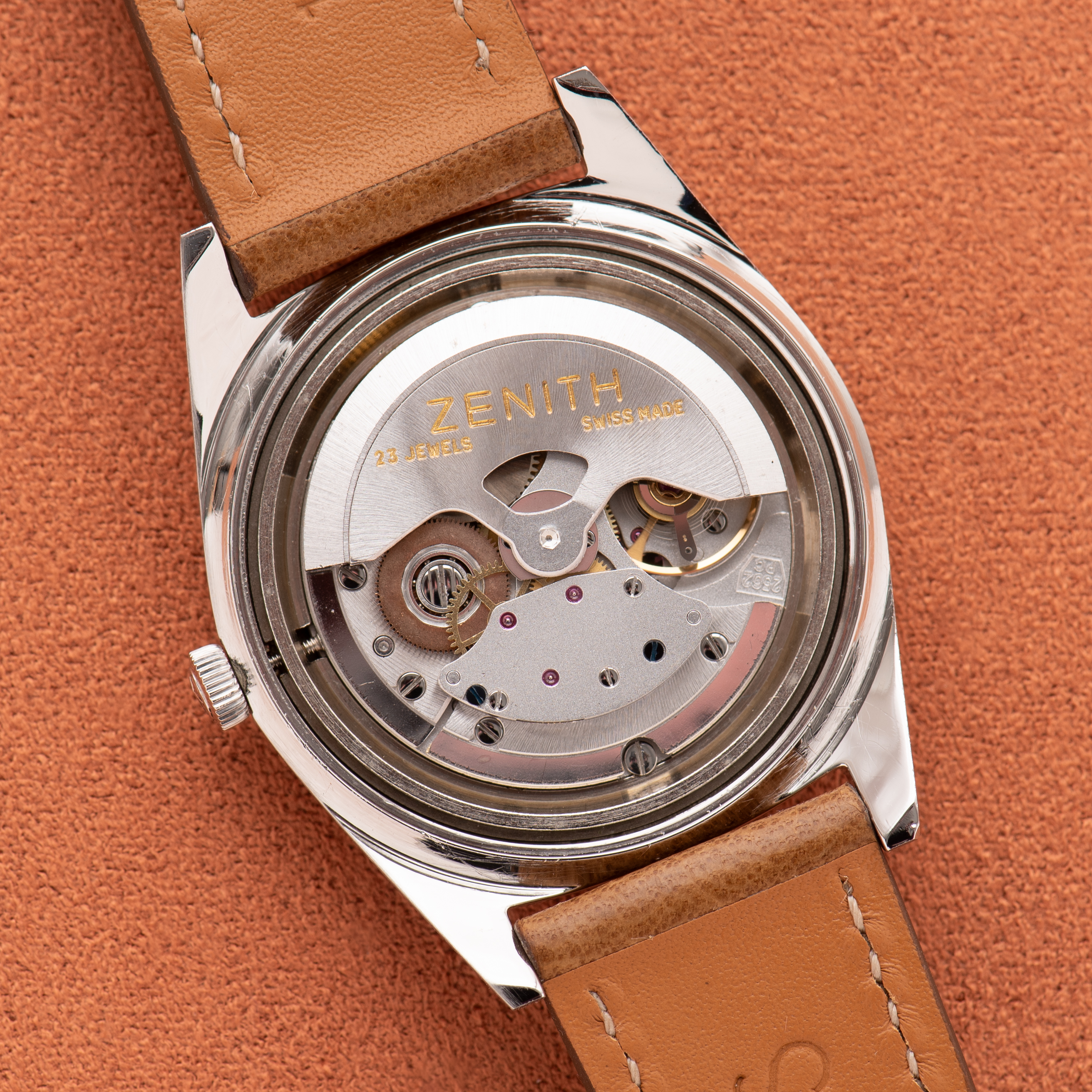 Vue de Zenith Automatic AutoSport Grey Dial réf P/6505-1