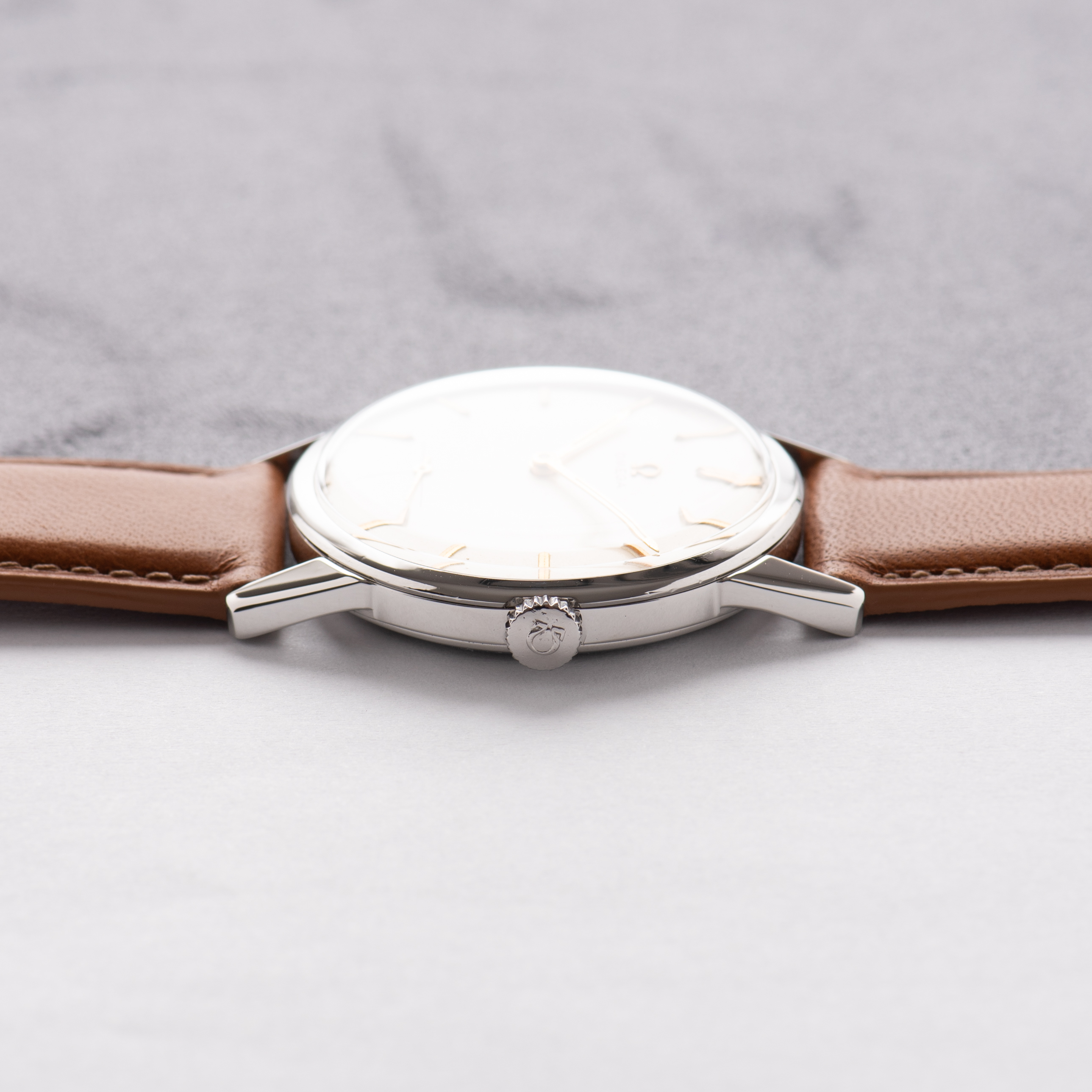 View of Omega Dress Watch Small Second Steel – Calibre 269 – Réf. 121.003 – 1963