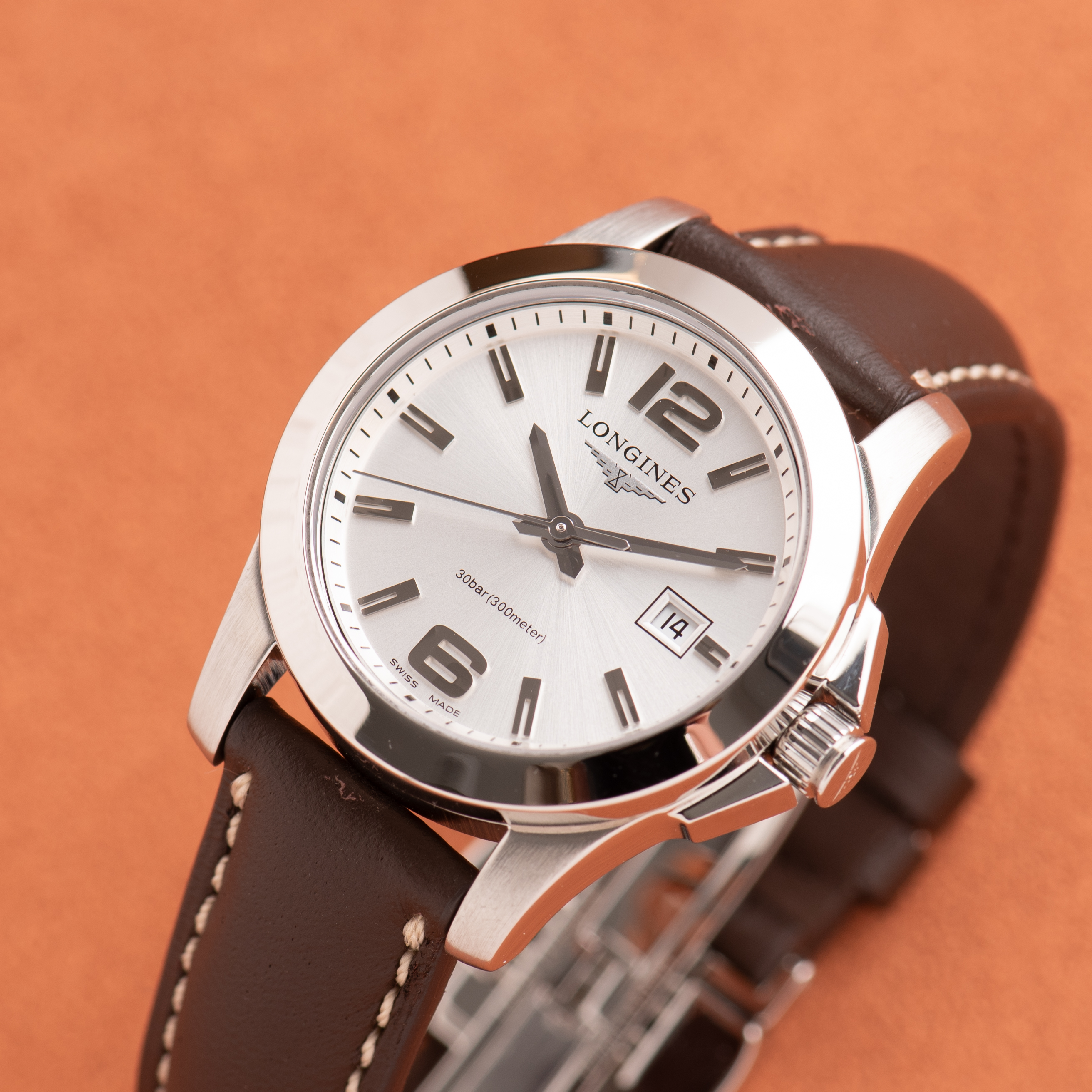 View of Longines Conquest L3.376.4 Full Set 2017 LIKE NEW