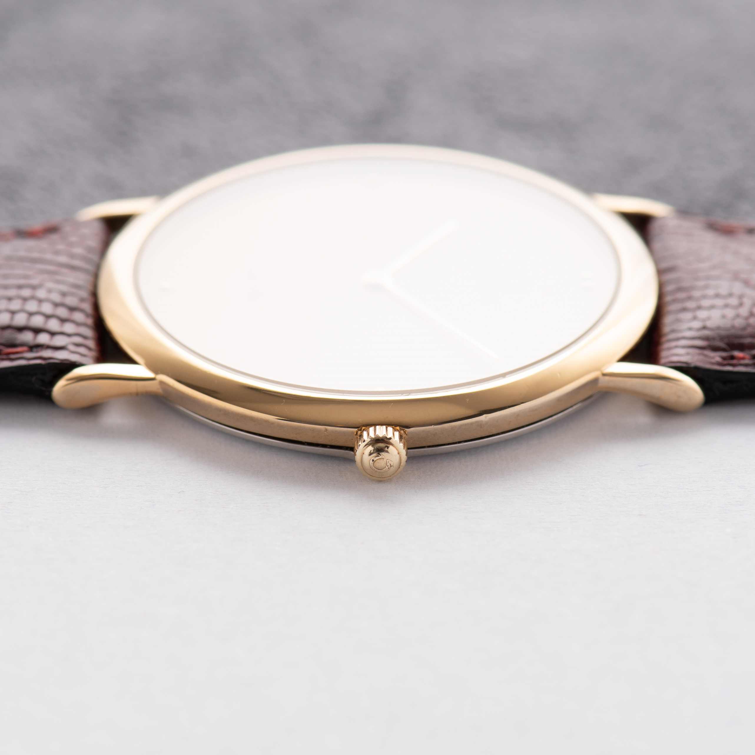 Zicht op Omega De Ville ref 195.0075 cal 1378