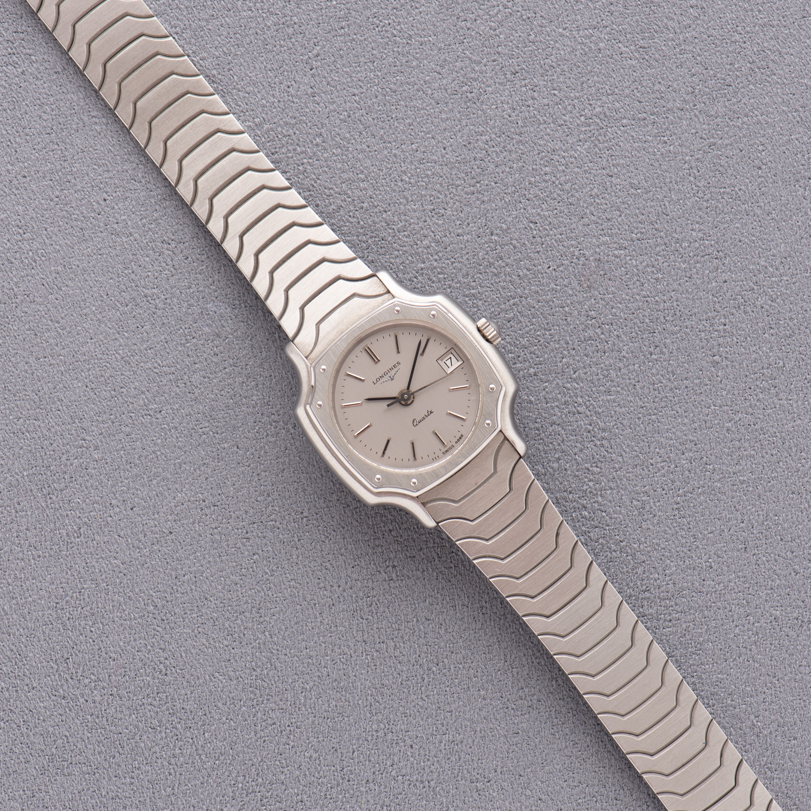 View of Longines Quartz ref 4892 111 New Old stock