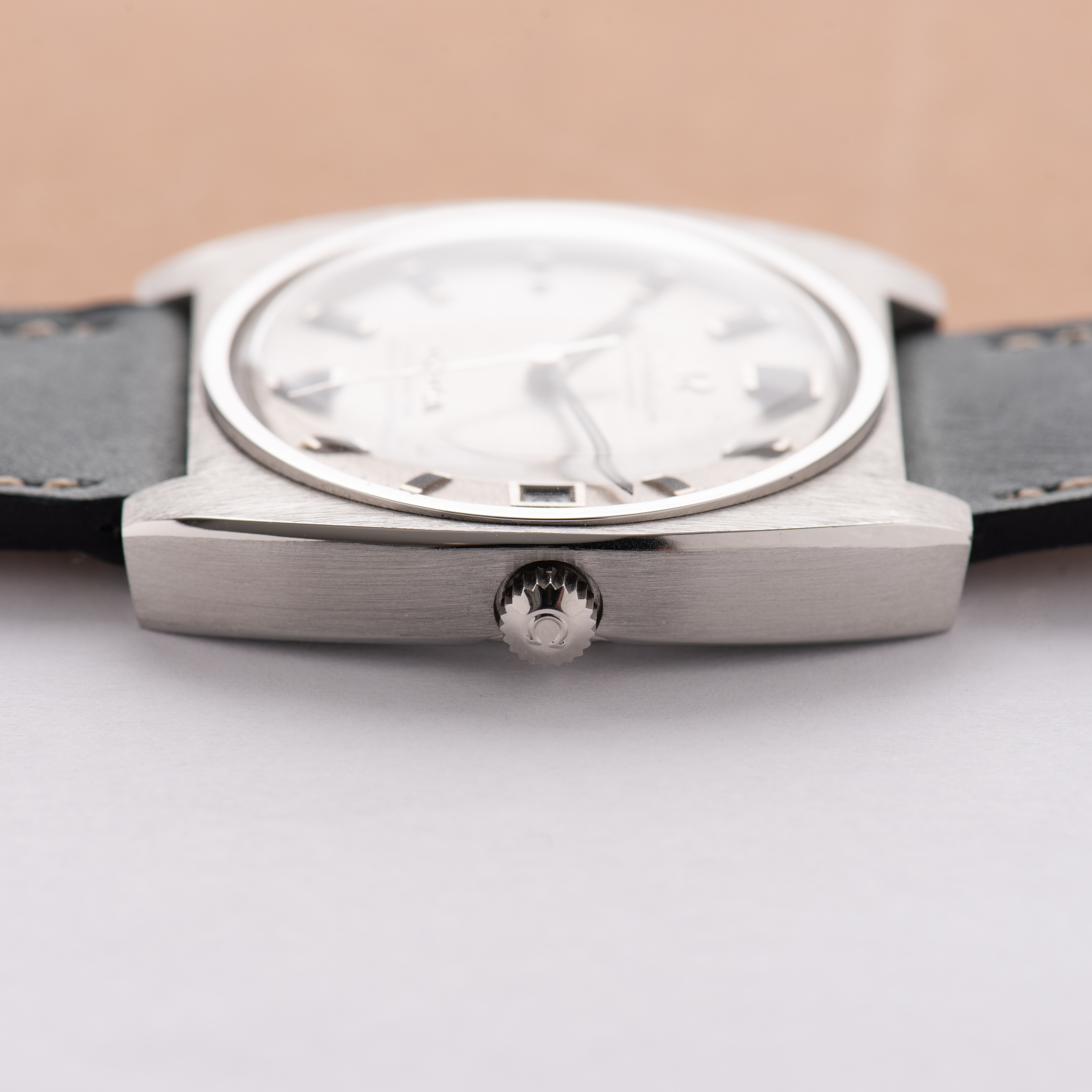 View of Omega Constellation Automatic Silver "linear" cal 1002 ref 168.042