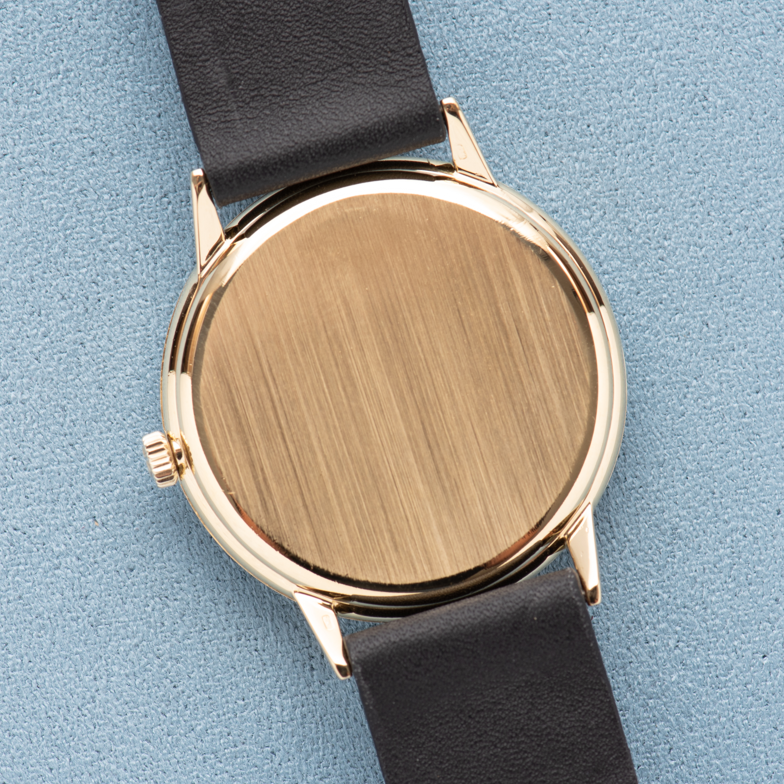 View of Omega Geneva Dress Watch 18K Yellow Gold – Ref. 131.041 – 1969