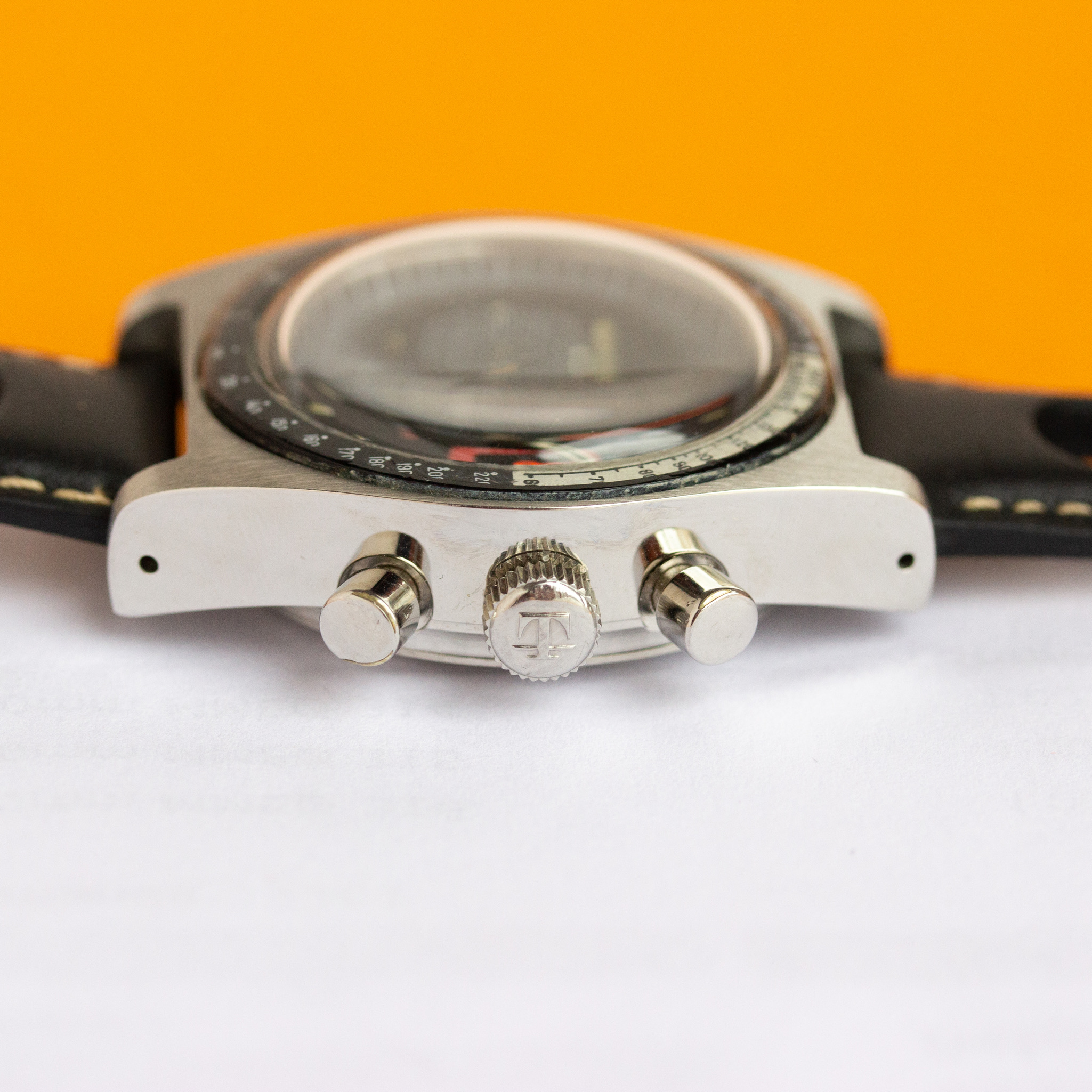Vue de Tissot Swiss Chronographe PR 516 Lemania 872