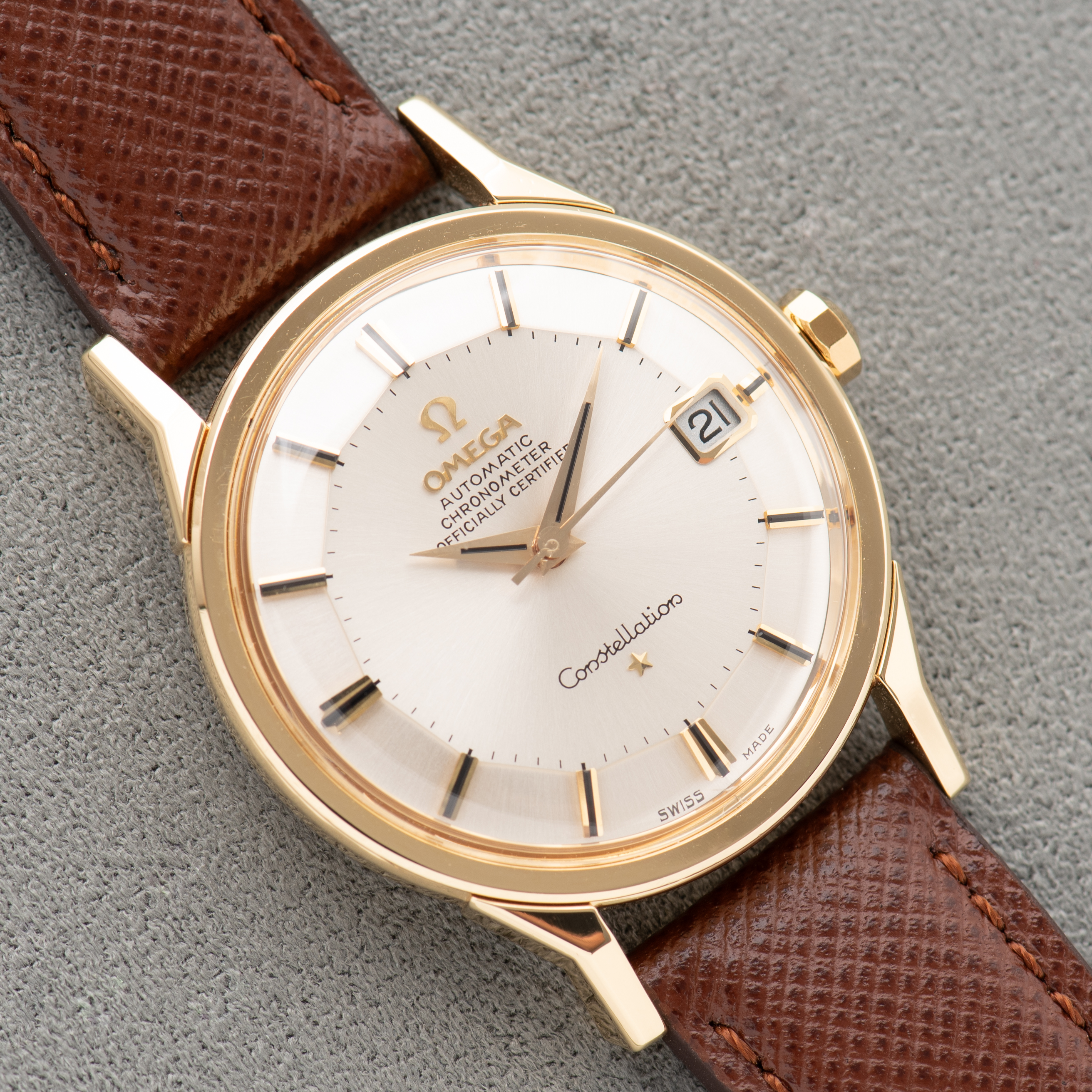 View of Omega Constellation Pie Pan 18K Gold 18K Automatic from 1967 ref 168.005