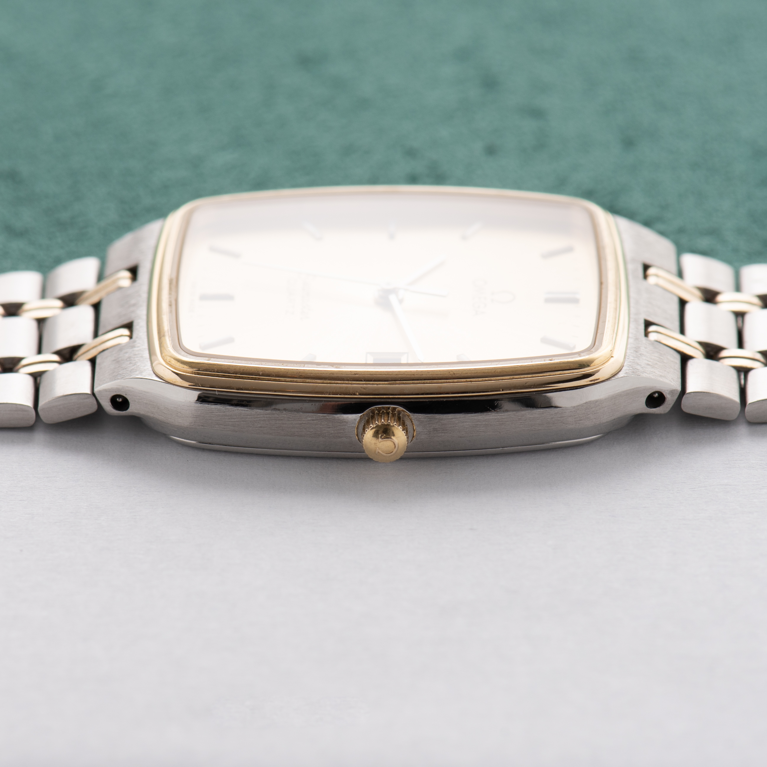 Vue de Omega Seamaster Quartz Gold plated/steel réf 196.0239 from 1984