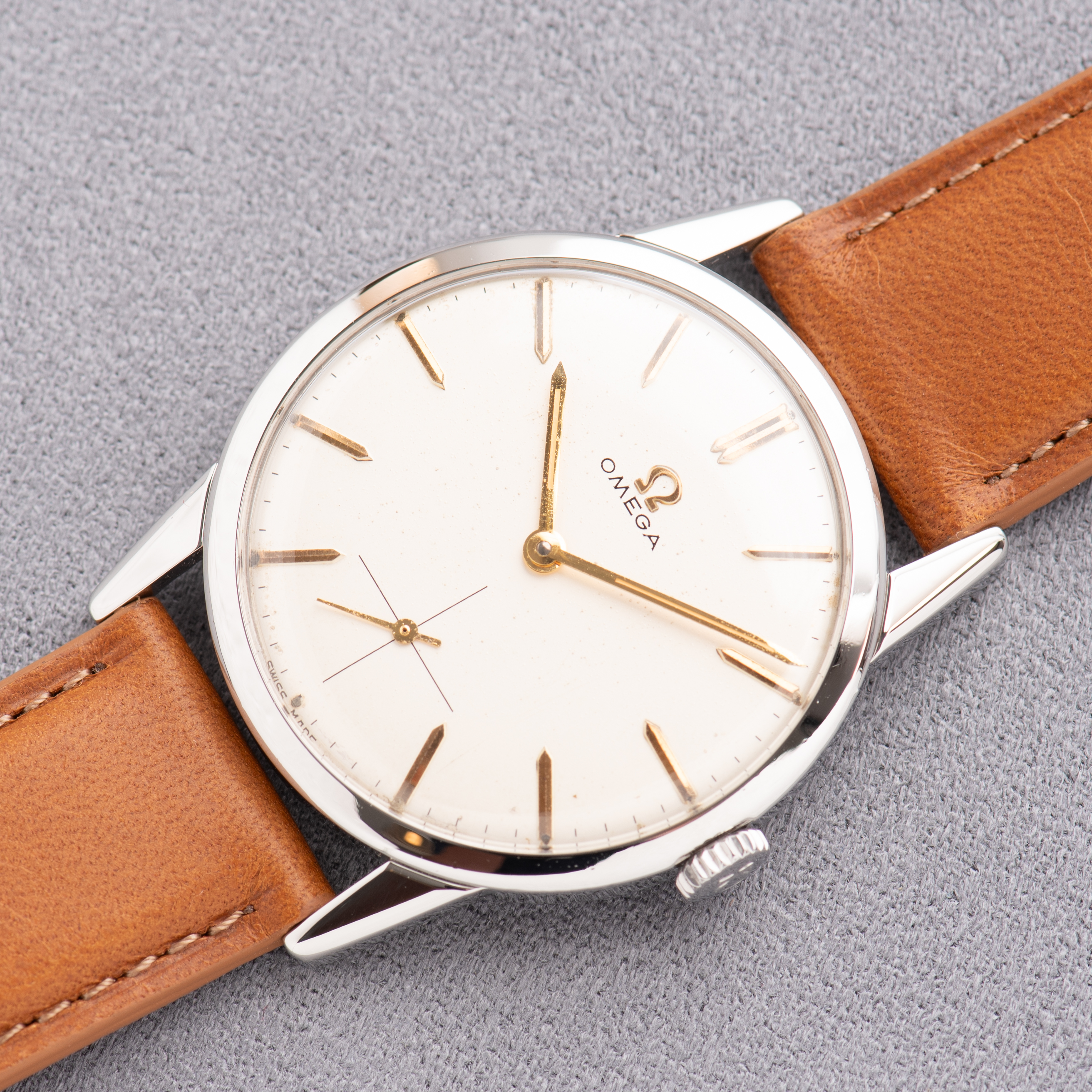 View of Omega Dress Watch Small Second Steel – Calibre 269 – Réf. 121.003 – 1963
