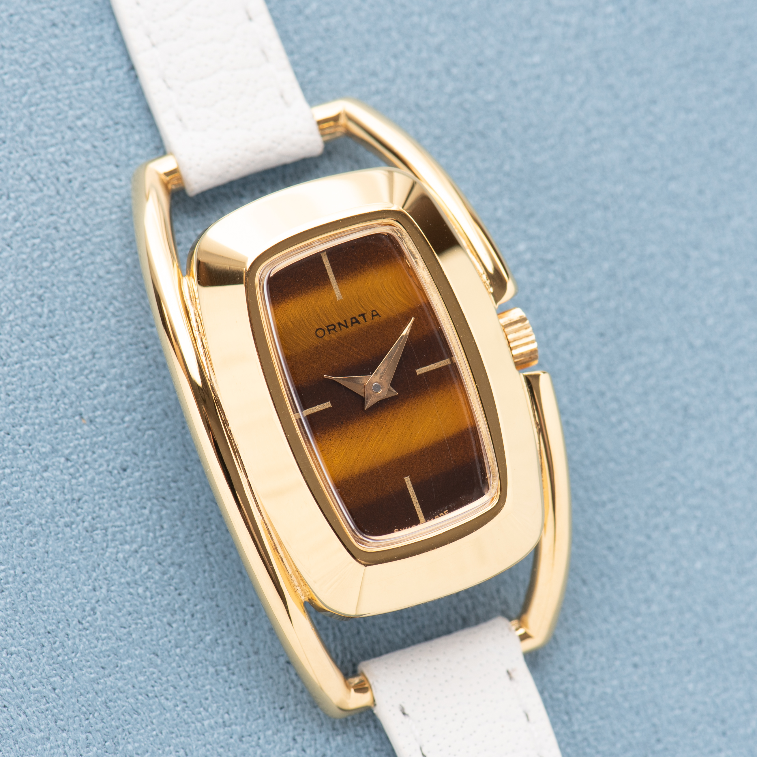 View of ORNATA Etrier Caramel Dial Mécanique