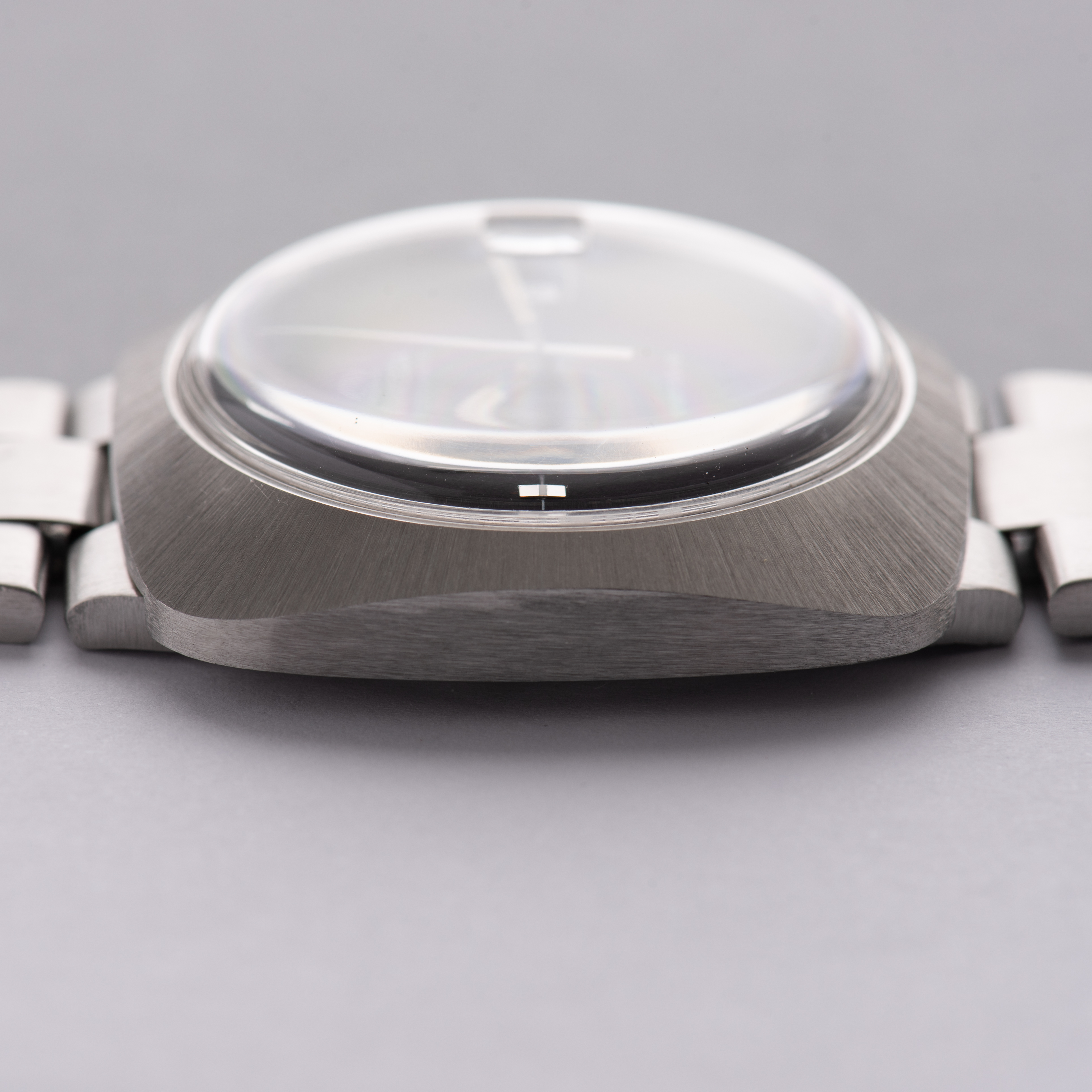View of Omega Genève "Dynamic" Automatic black dial from 1969 Réf 166.081