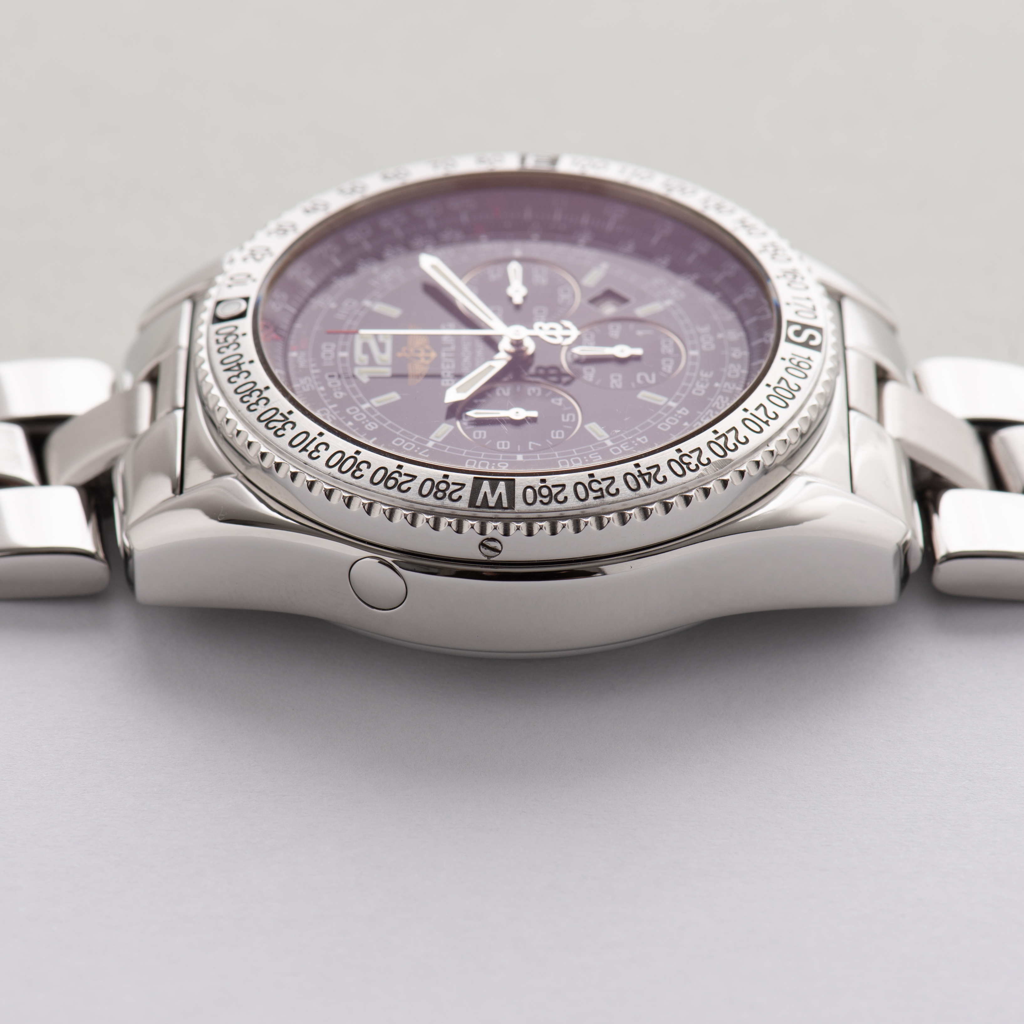 Vue de Breitling B-2 Chronographe A42632 cal B.42