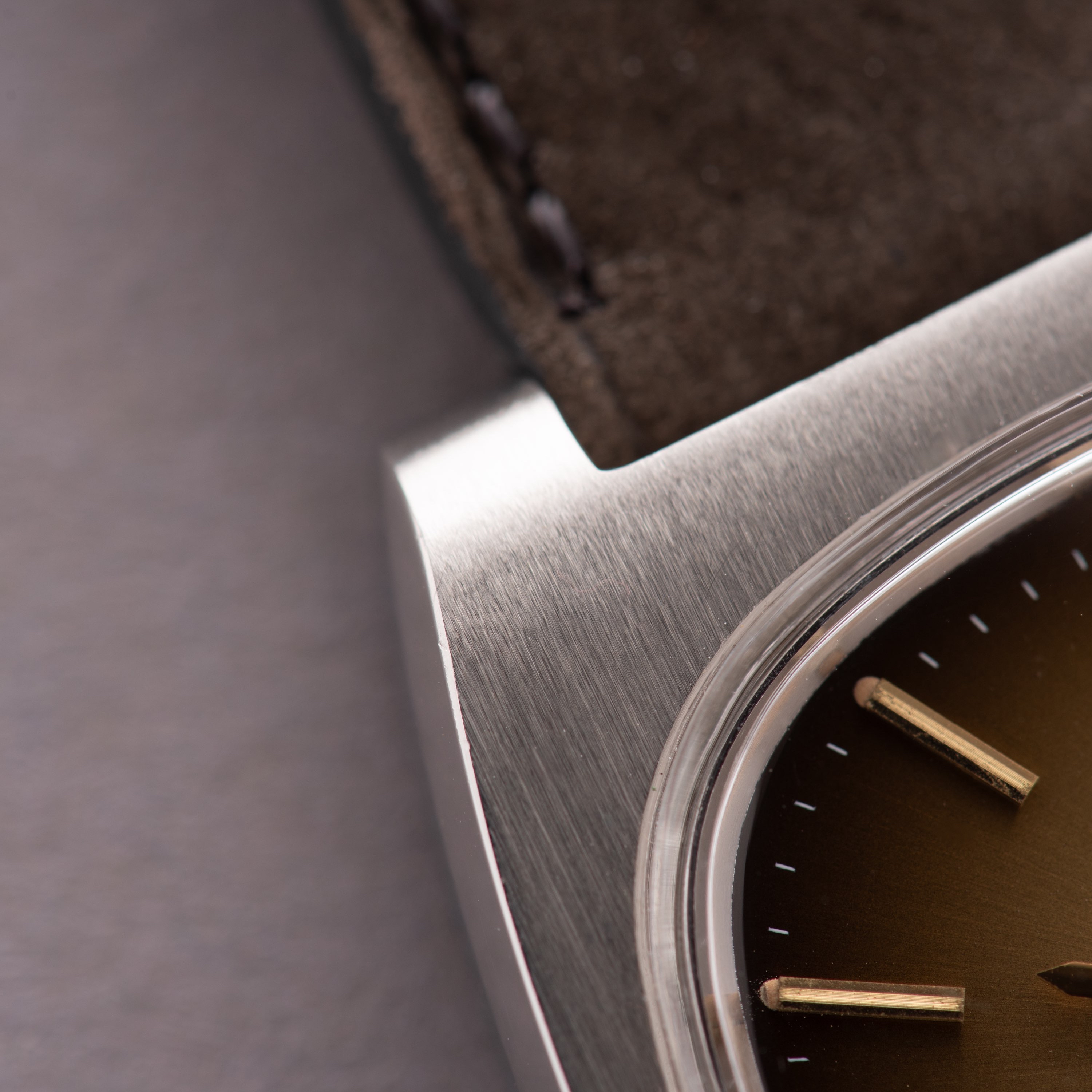Vue de Omega Genève Automatic Date Brown From 1974 Réf 166.0190