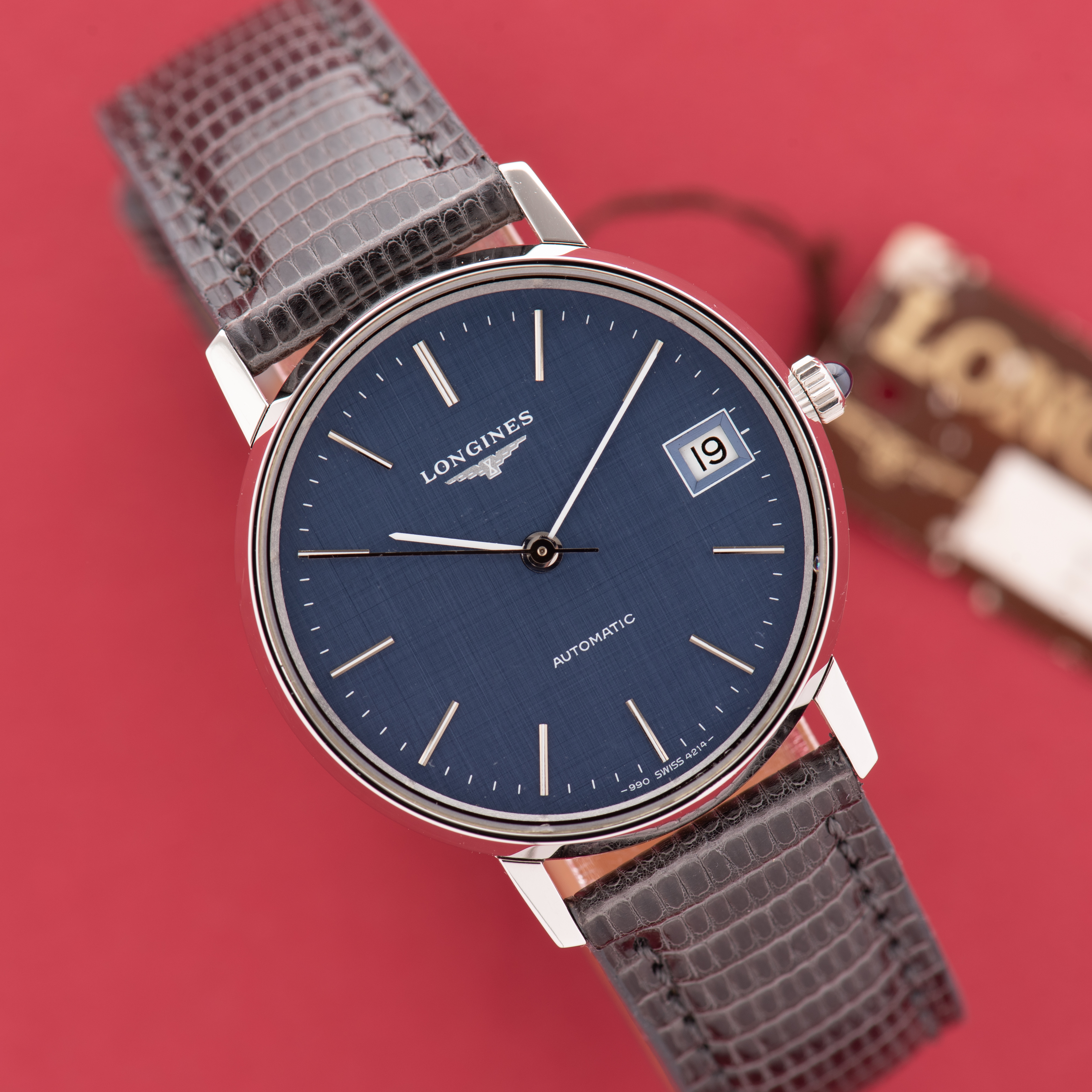 Vue de Longines Automatic Blue Tapisserie dial réf 4214 990 cal L990.1