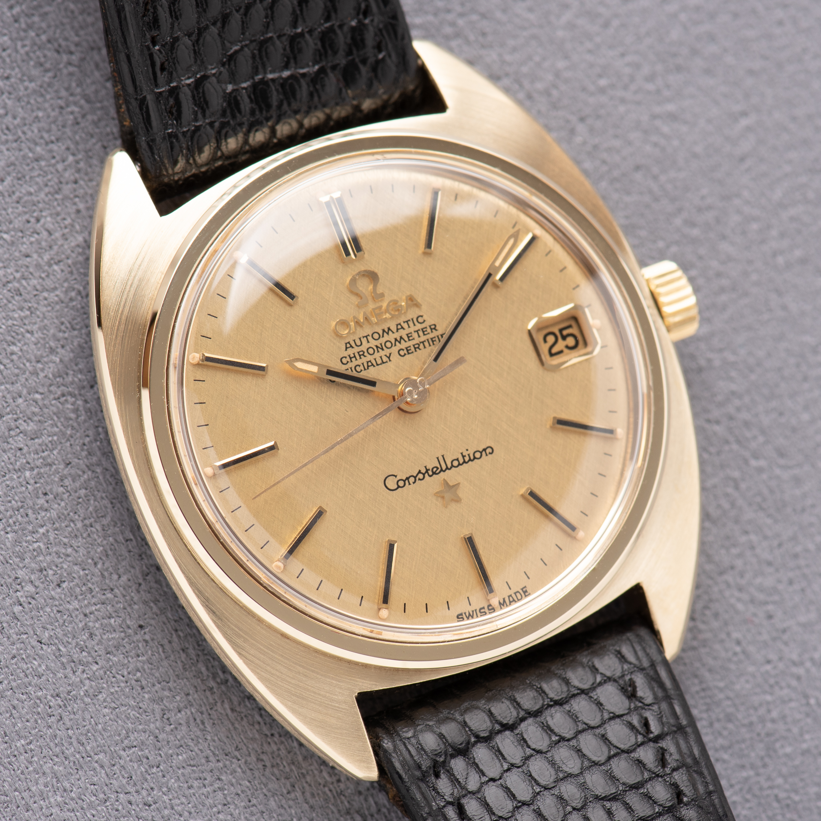 View of Omega Constellation Chronometer C-shape 14K Gold Capped from 1969 Réf 168.017SP