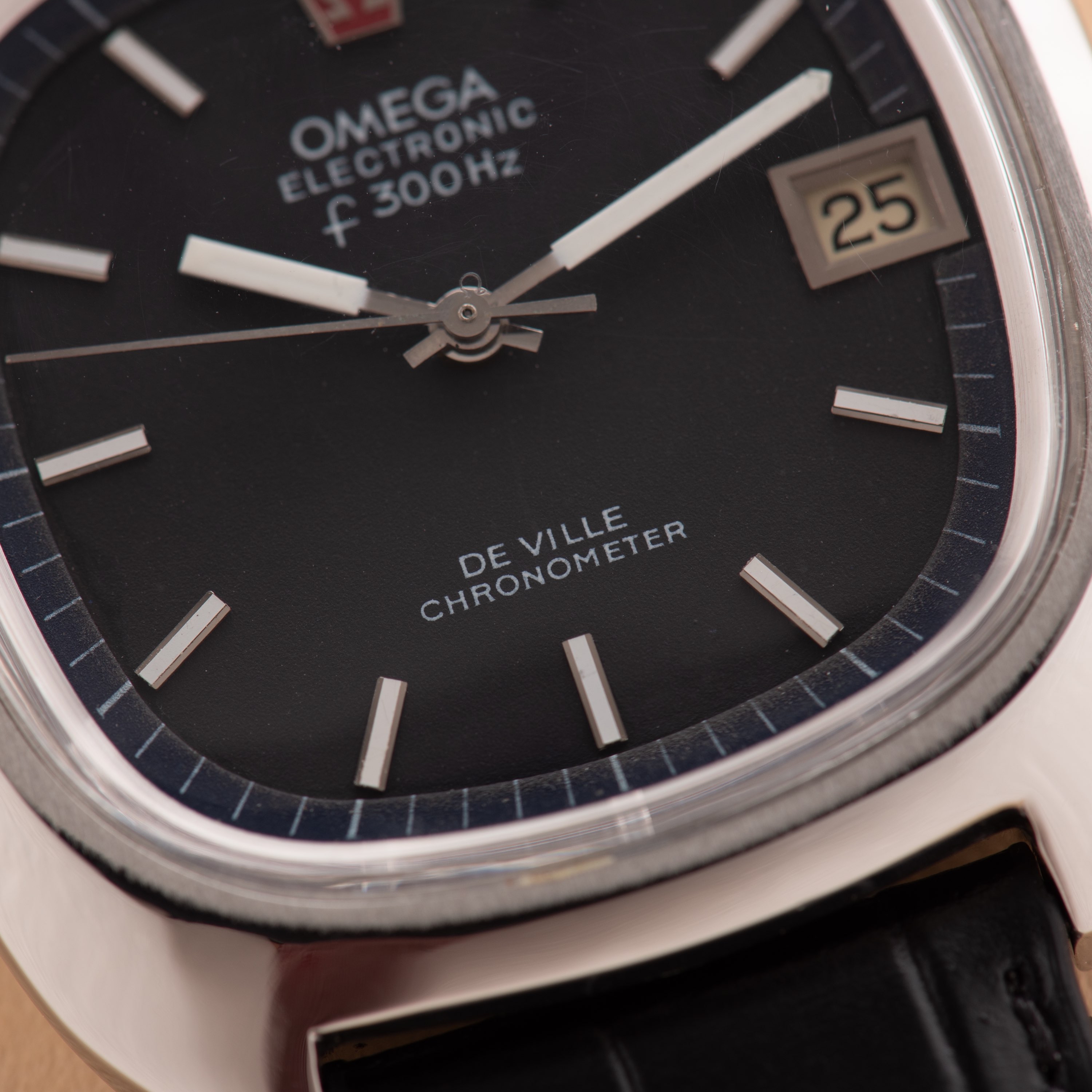 Vue de Omega Electronic F300Hz De Villle Chronometer réf 198.0035