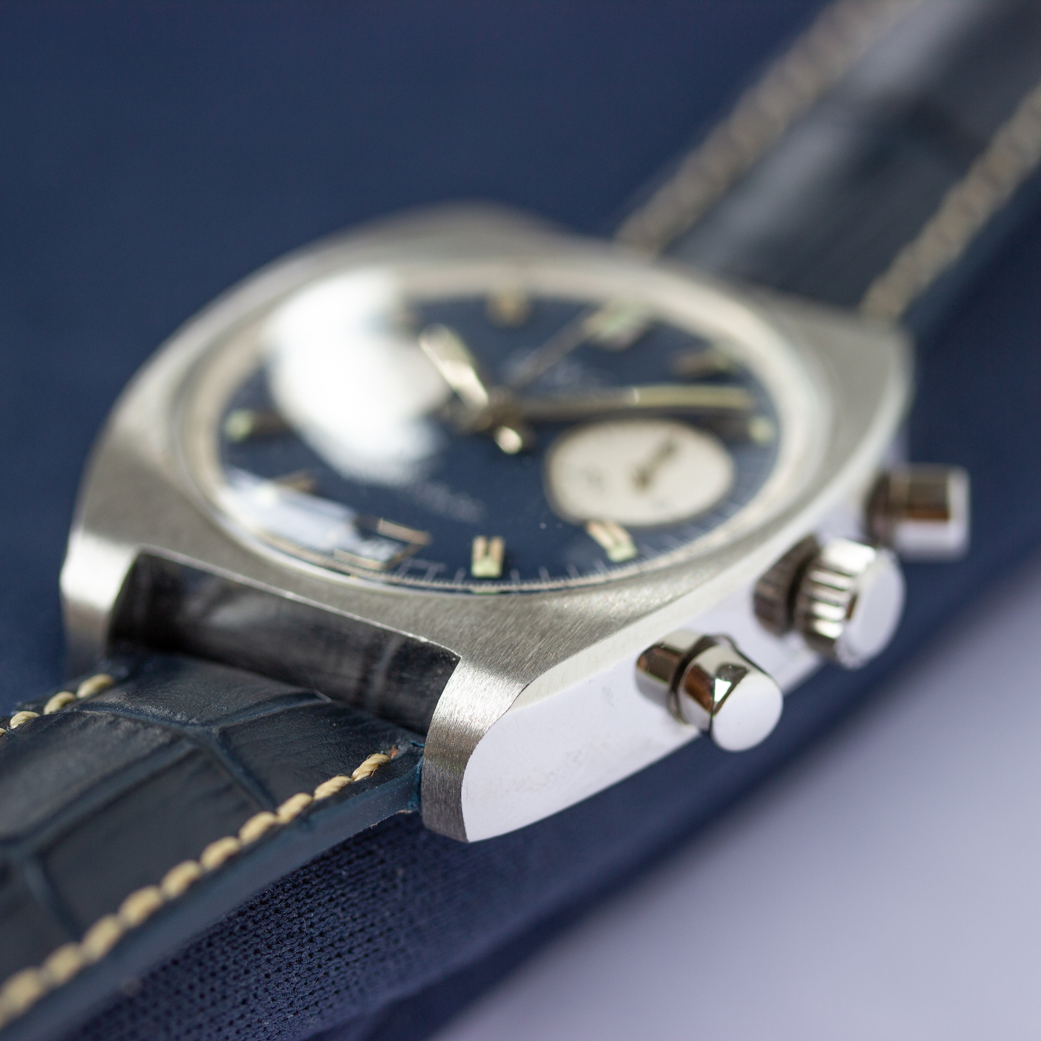 Zicht op BWC Swiss Chronographe valjoux 7734