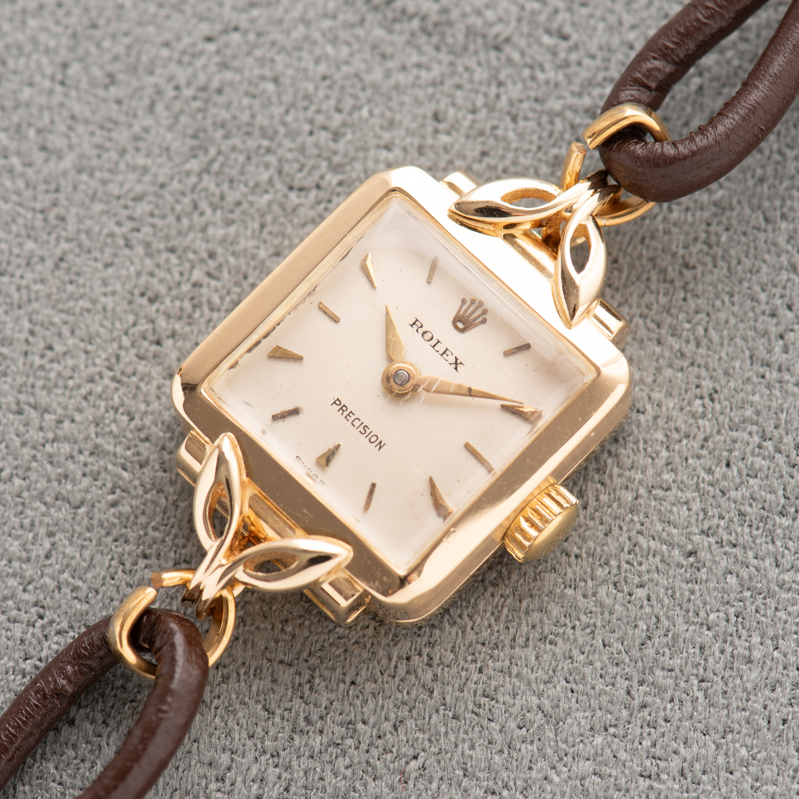 Zicht op Rolex Precisie horloge 18K Geelgoud Ref 9229 cal 1300