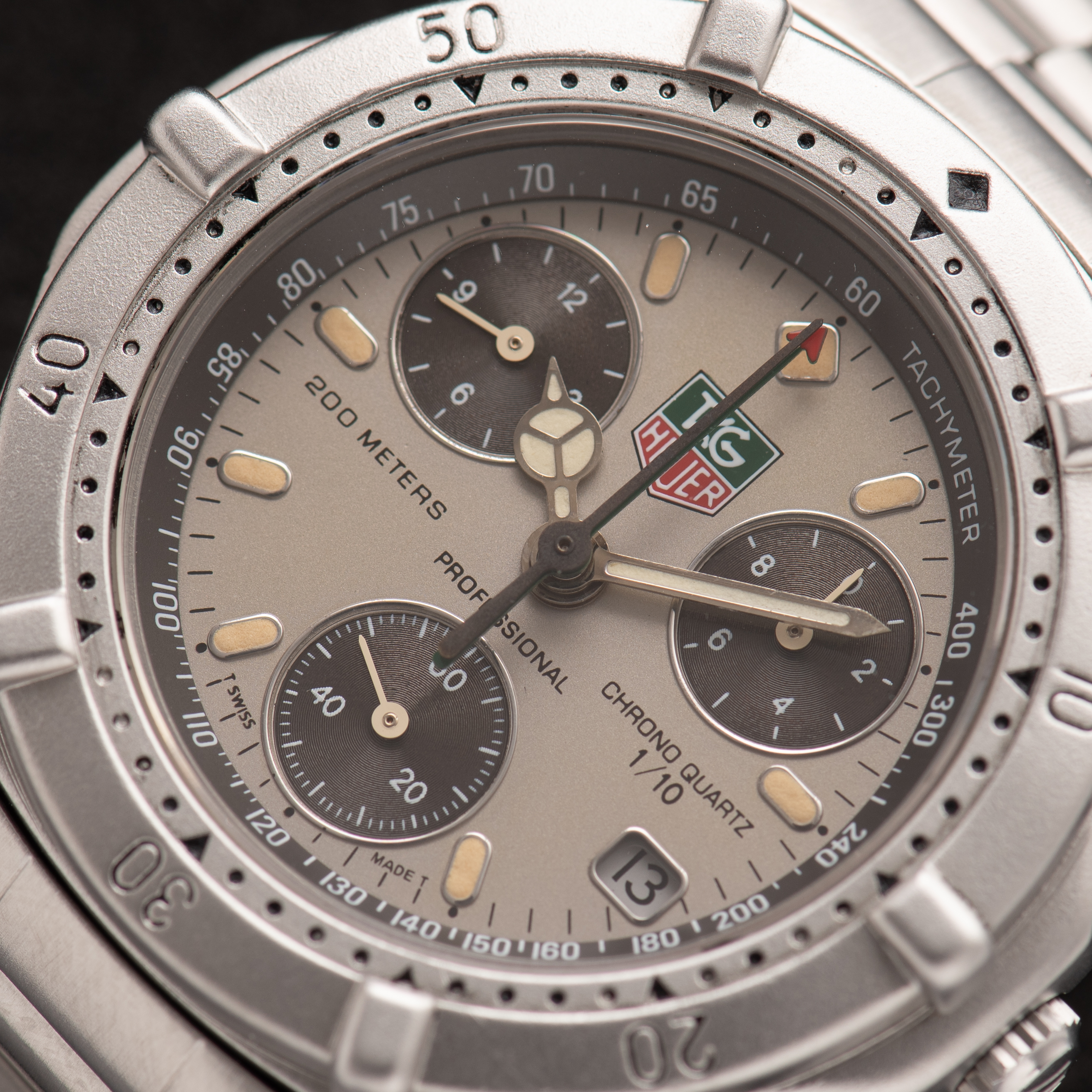 View of TAG Heuer Professional 200 meters Chrono Quartz Ref 560.260M Full Set from 1993