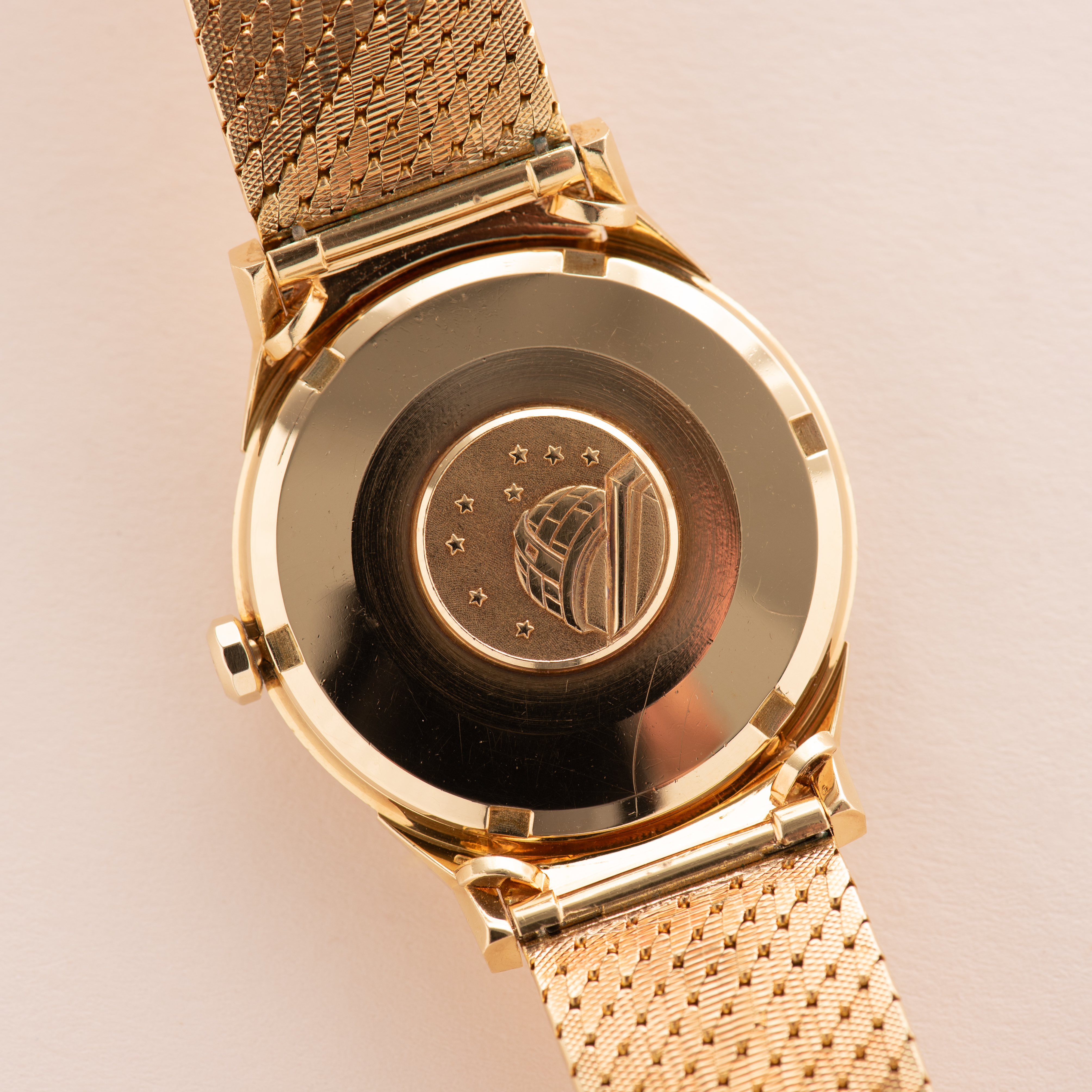 Vue de Omega Constellation Pie Pan 18K Gold Automatic FULL SET from 1962 Réf 168.005
