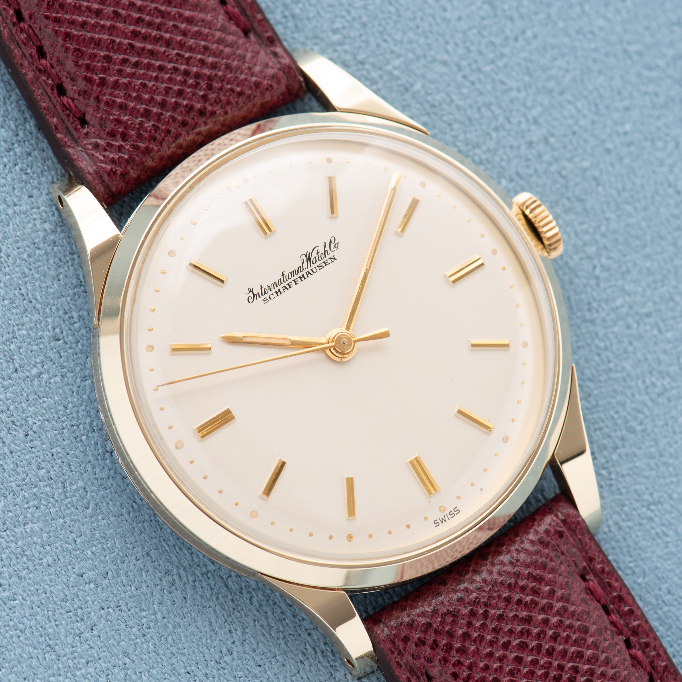 Vue de IWC International Watch Co Schaffhausen cal 89A réf 1454609