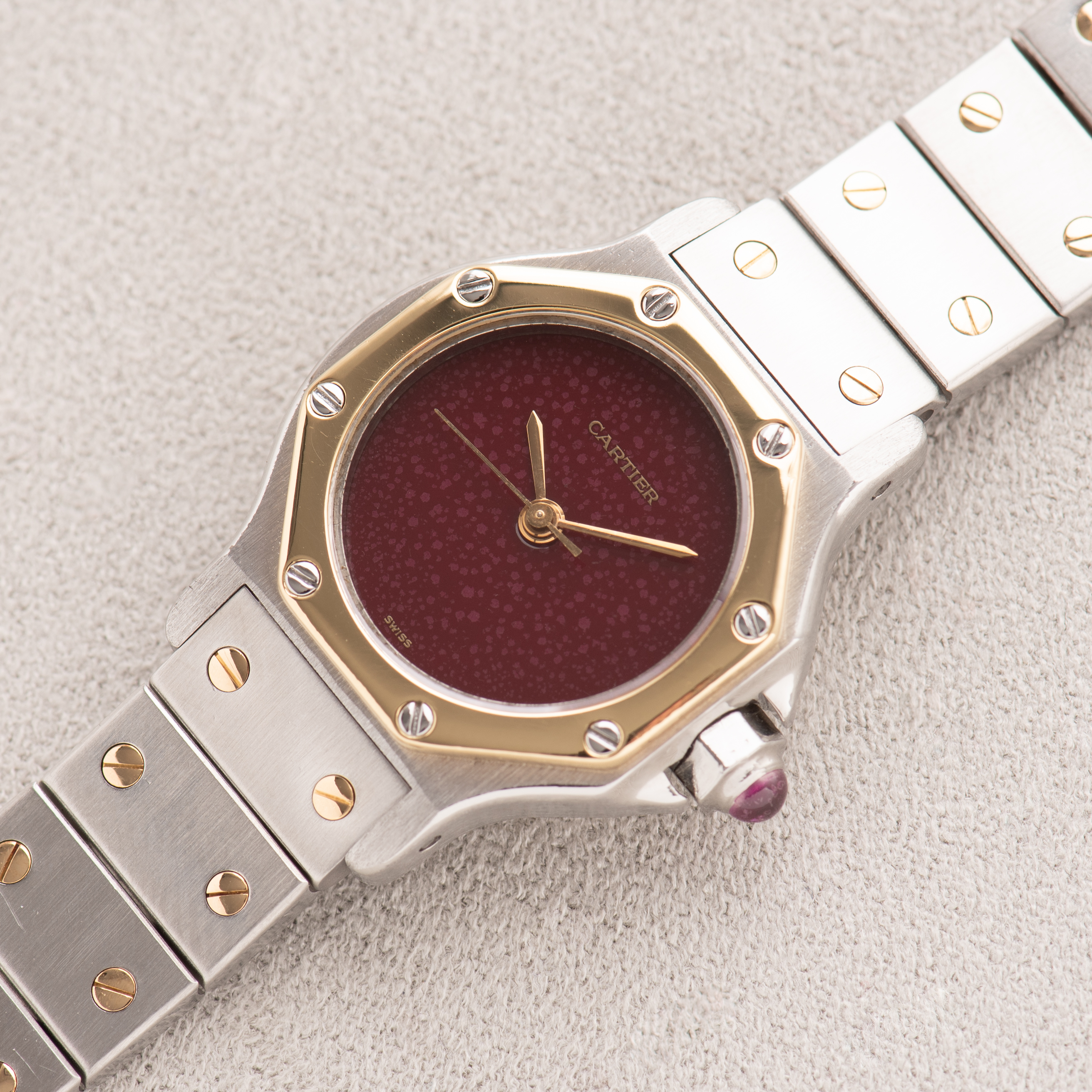 Vue de Cartier Santos Octagon Burgundy Dial réf 0907
