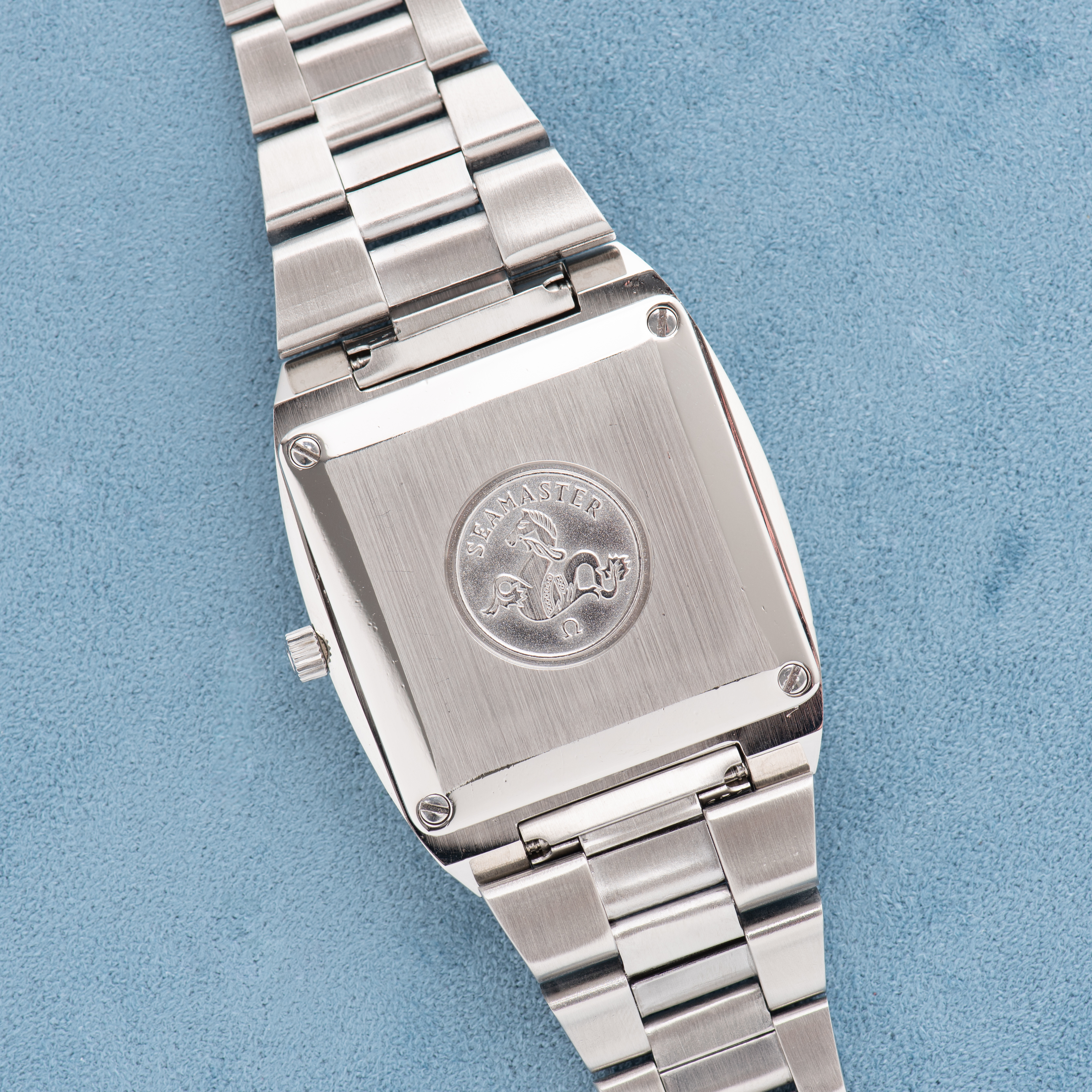 Vue de Omega Seamaster "Big Square" Blue Dial Réf 166.171 from 1973
