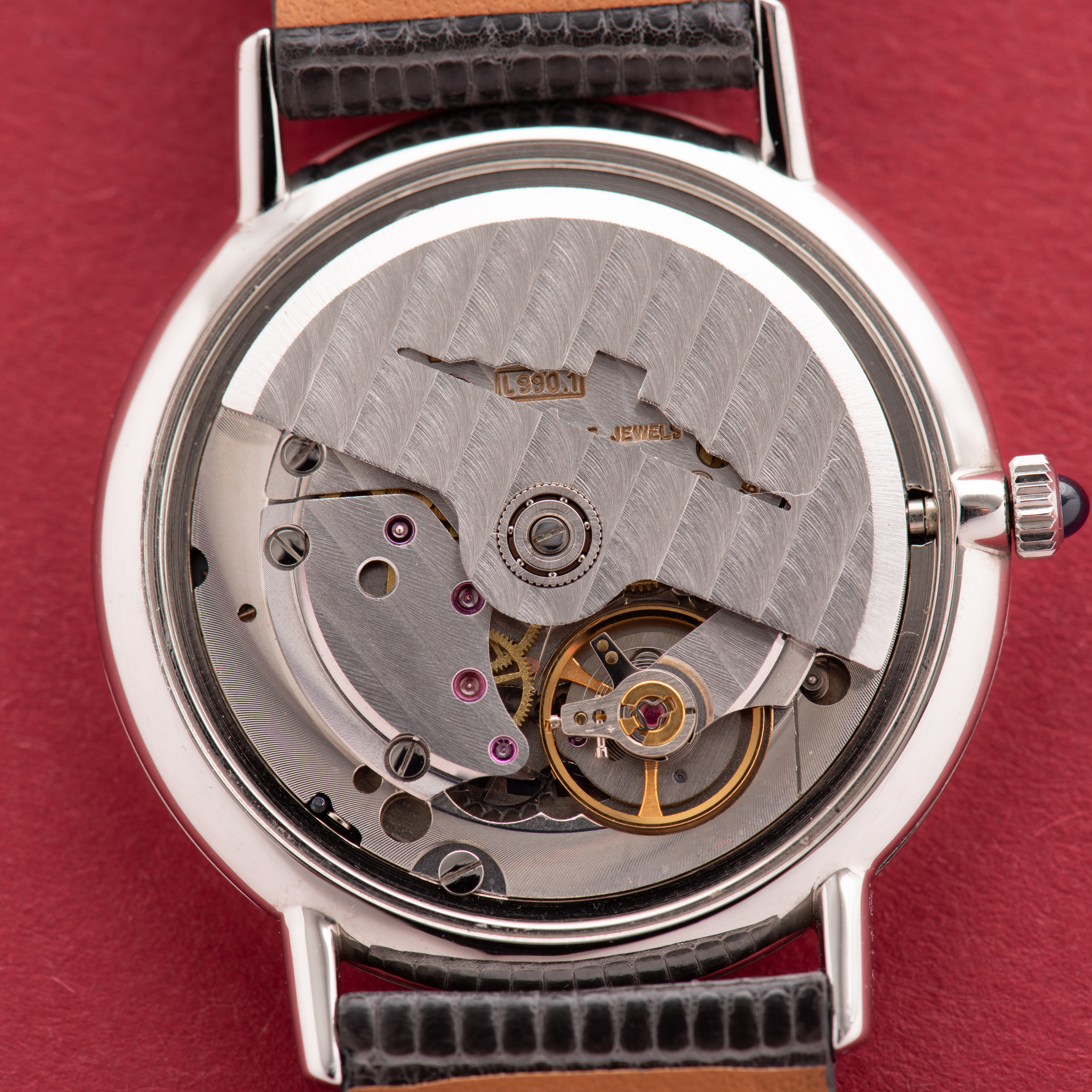 Vue de Longines Automatic Blue Tapisserie dial réf 4214 990 cal L990.1