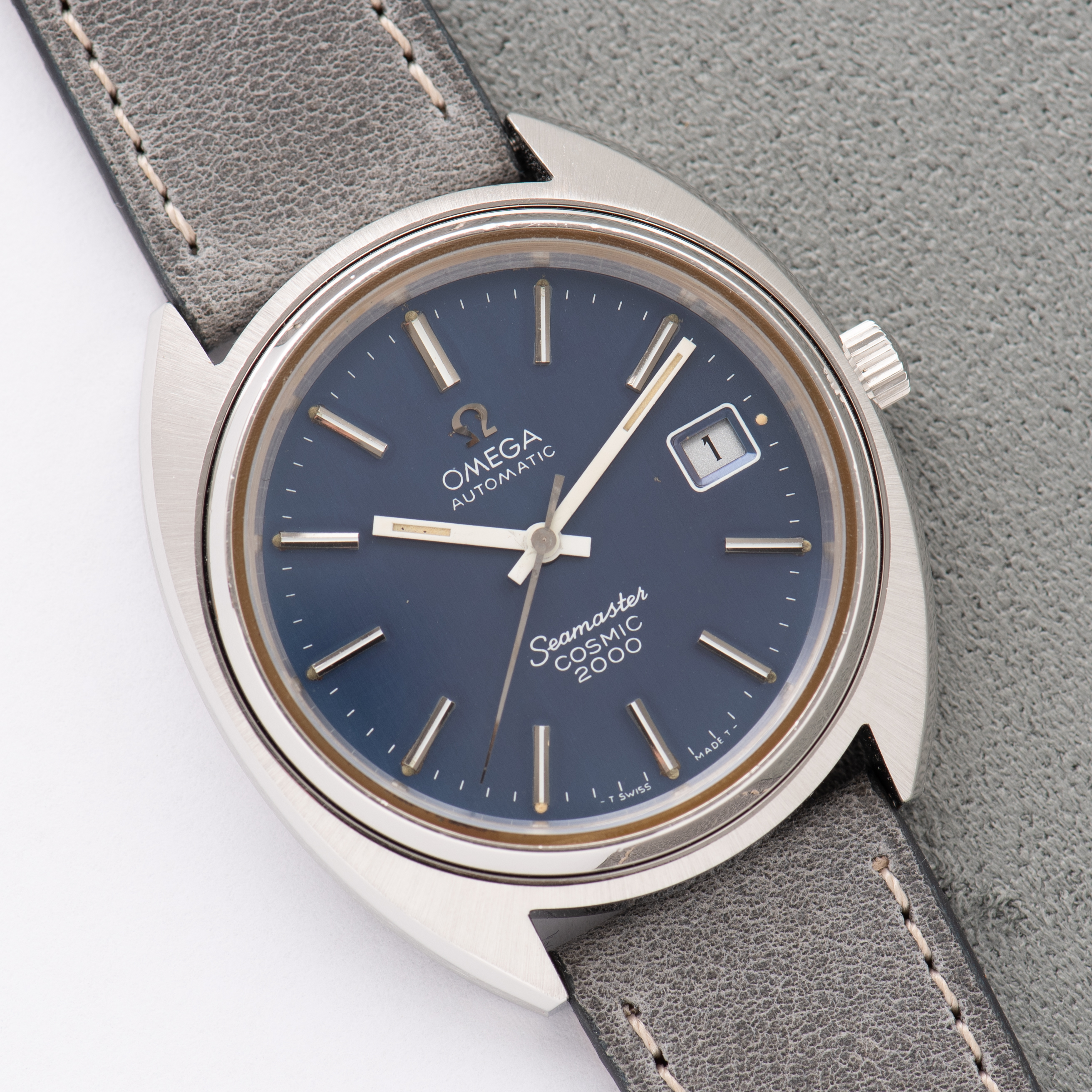 Vue de Omega Automatic Seamaster Cosmic 2000 Blue dial Réf 166.130 from 1973