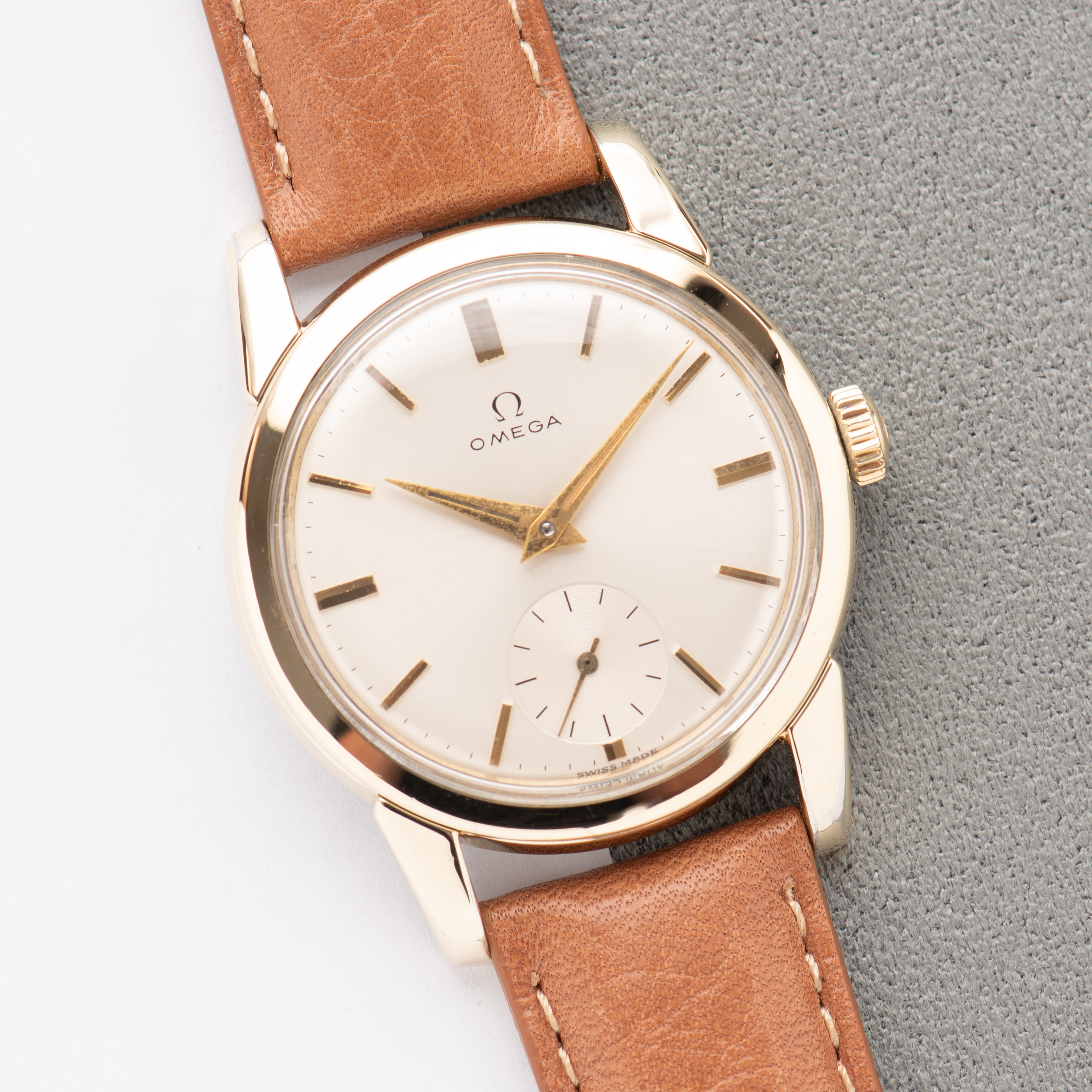 Vue de Omega Seamaster Petite Seconde « Beefy Lugs » – Réf. 2759-3 SC 2761 – 1956