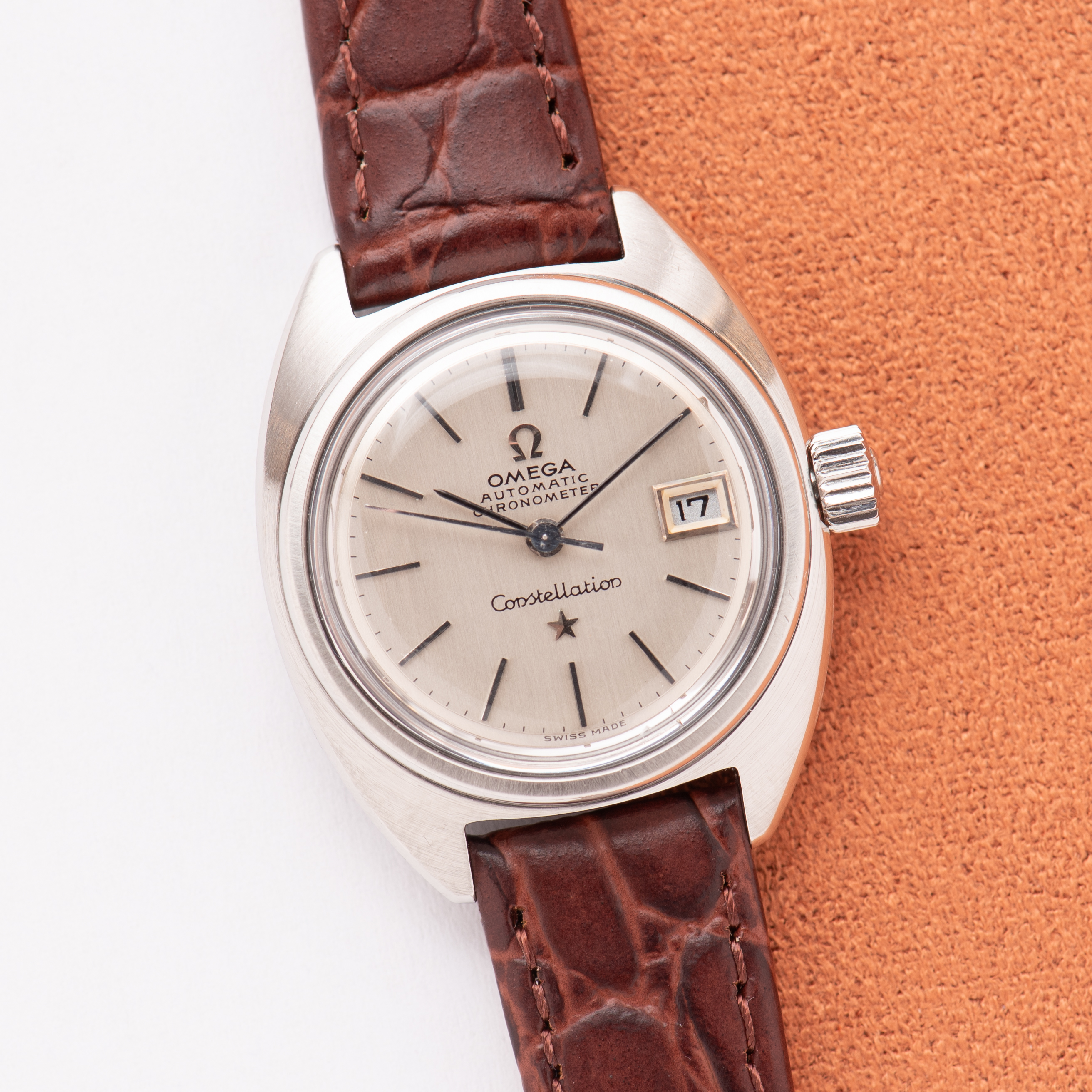 Vue de Omega Automatic Chronometer Constellation Silver Dial Réf 568.001 from 1968