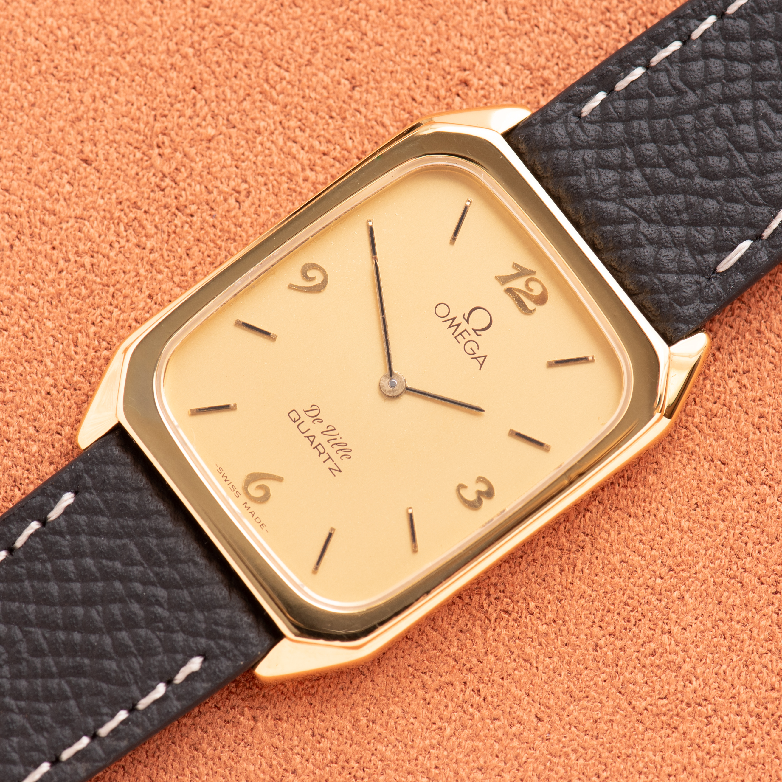 View of Omega De Ville Quartz Breguet Dial Réf 191.01261 from 1982