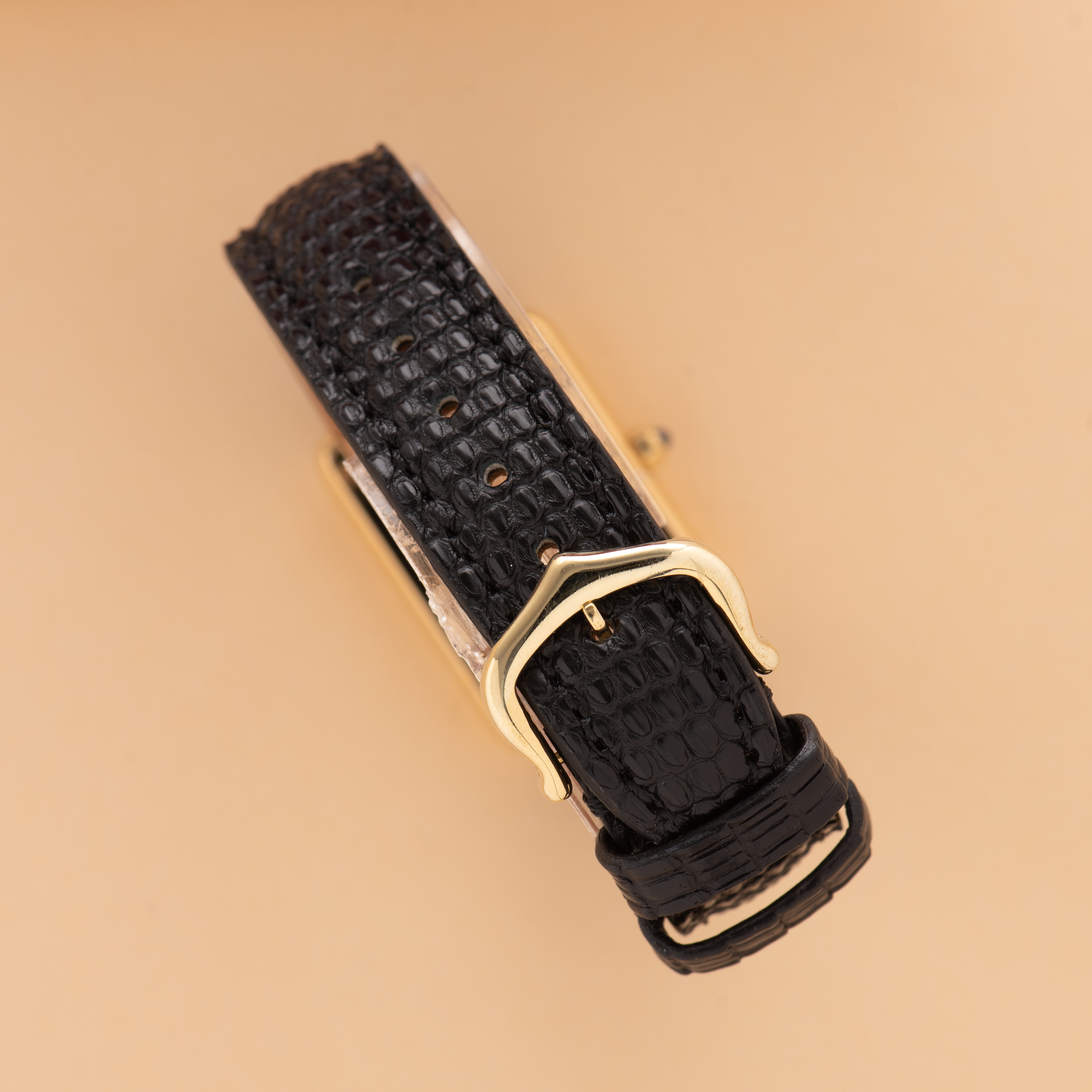 Zicht op Cartier Tank De Must Vermeil Petite Model Black PM Réf 3 66001