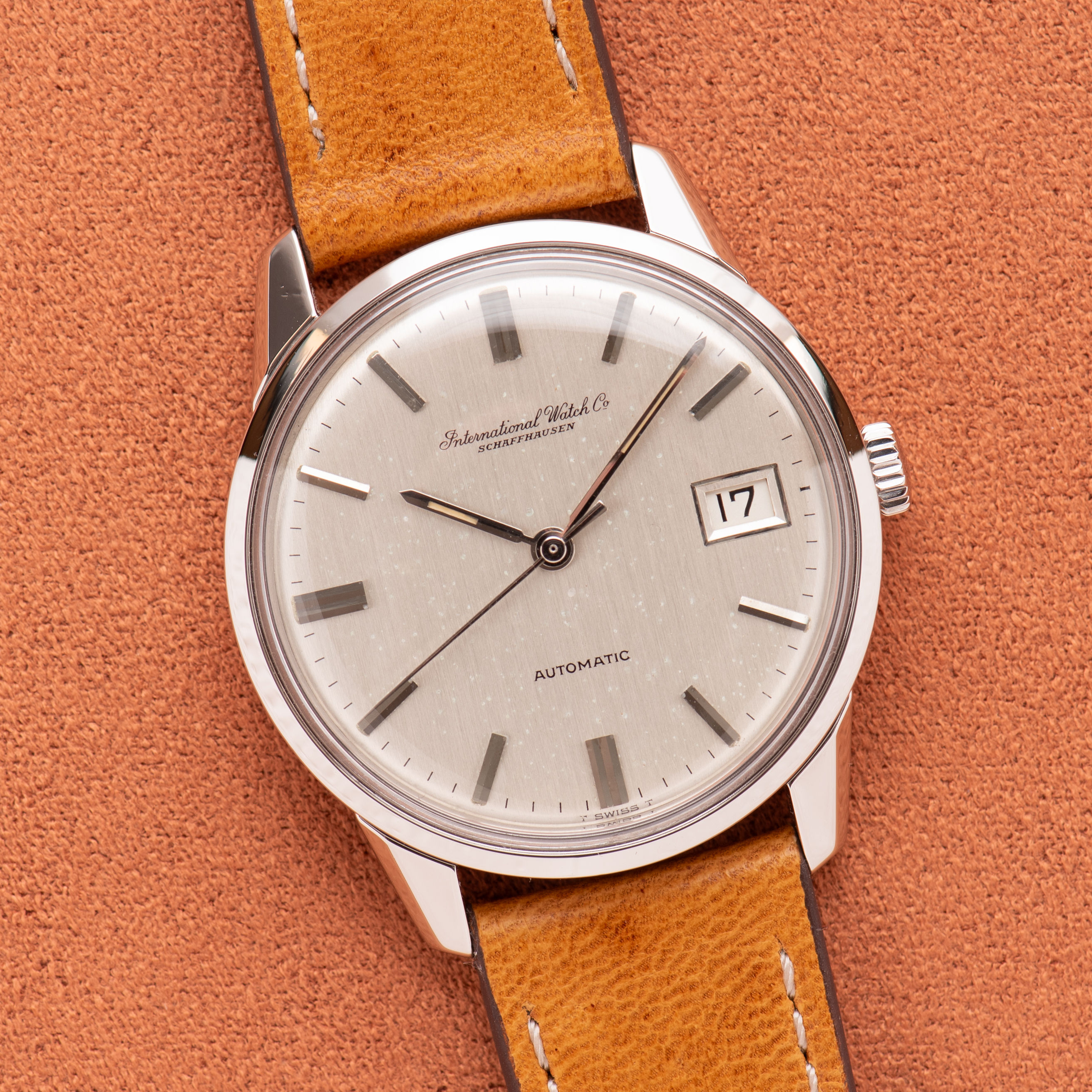 IWC International Watch Co Schaffhausen Automatic Silver Dial réf R810A