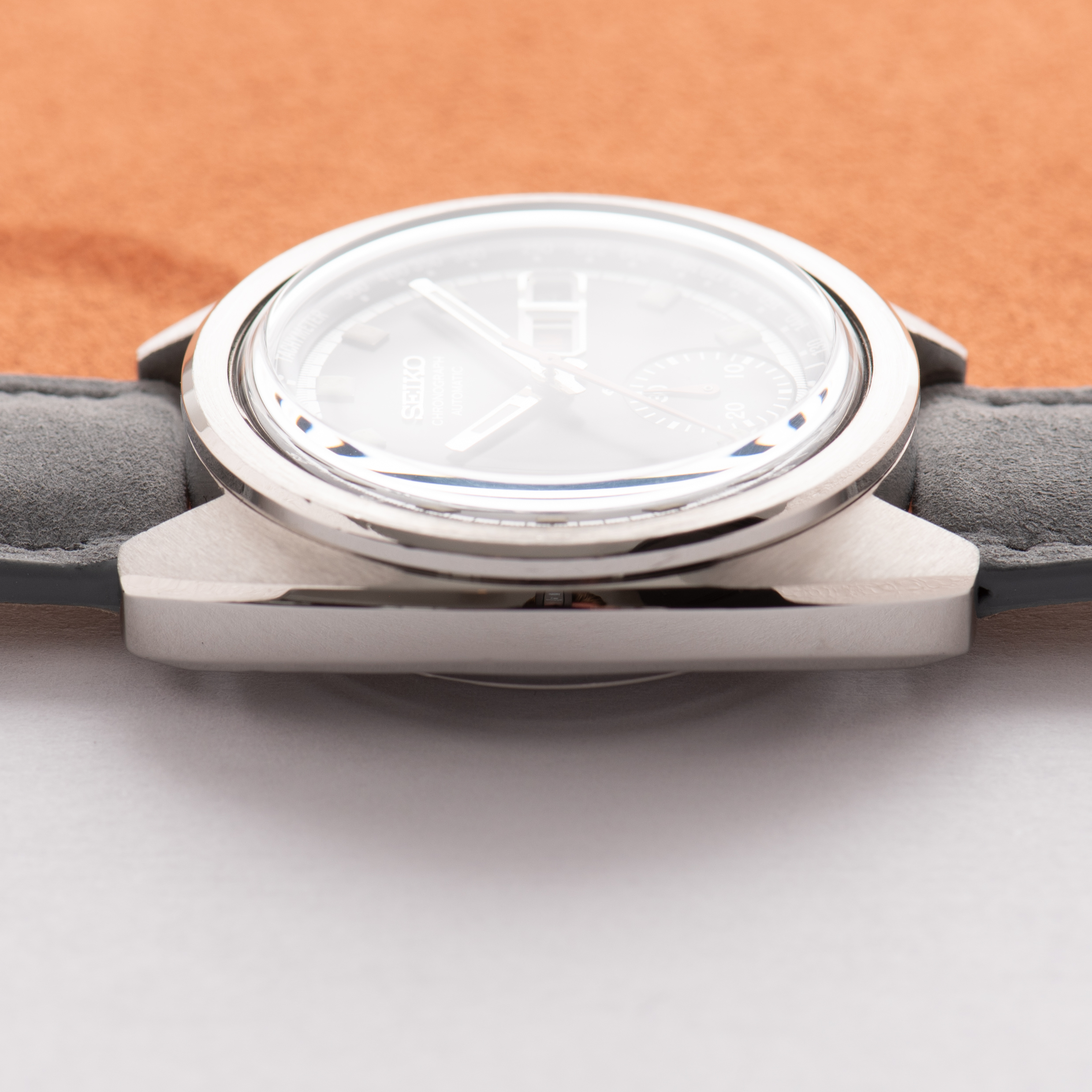View of Seiko Chronograph Automatic Bruce Lee ref 6139-6012 from 70'