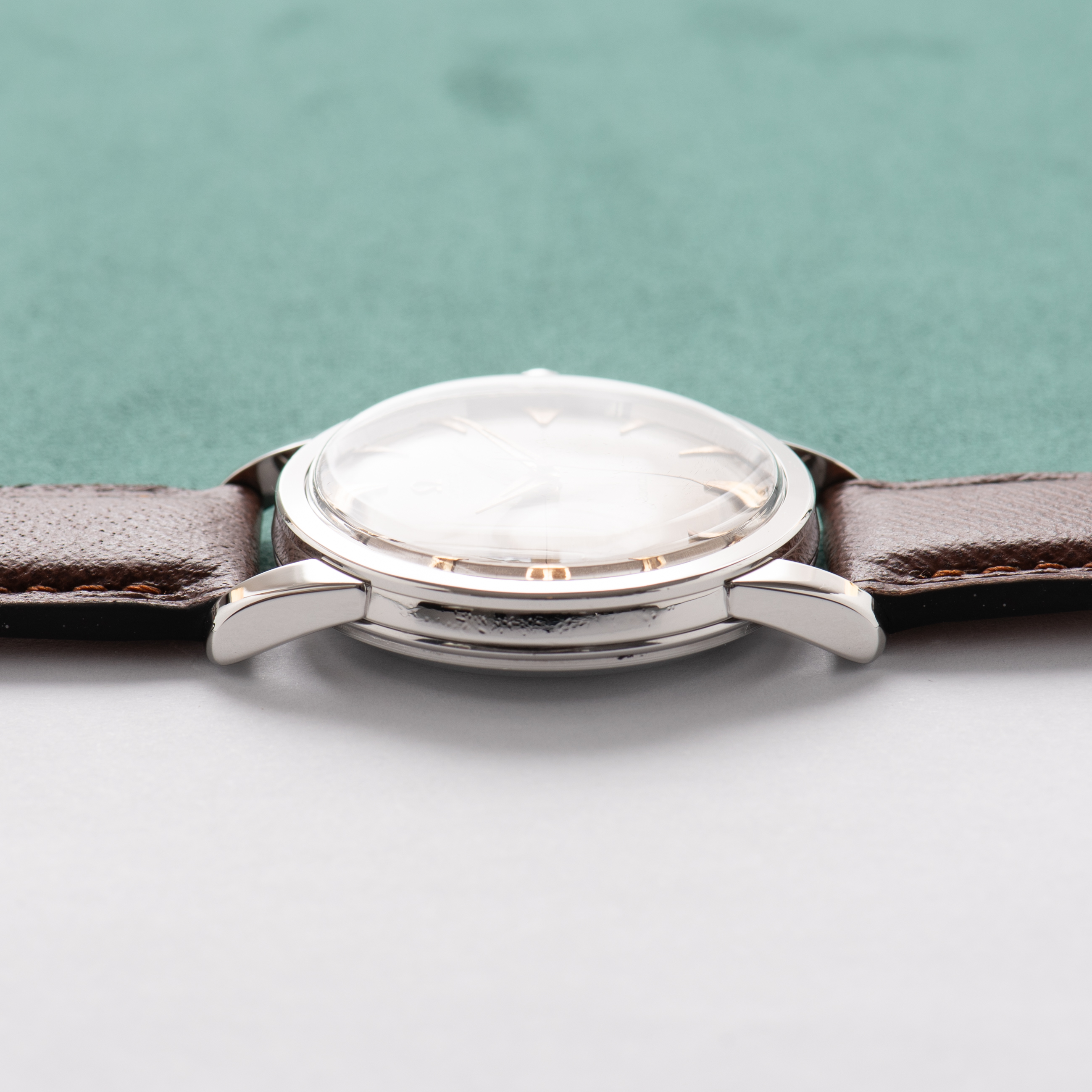 Vue de Omega Automatic Seamaster Crosshair Steel réf 2846-5 SC cal 501 from 1956