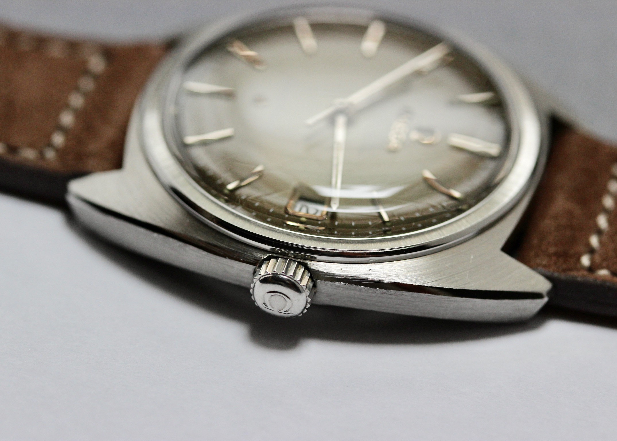 Vue de Omega Automatic Chronometer Officially Certified Constellation réf 168.017SP