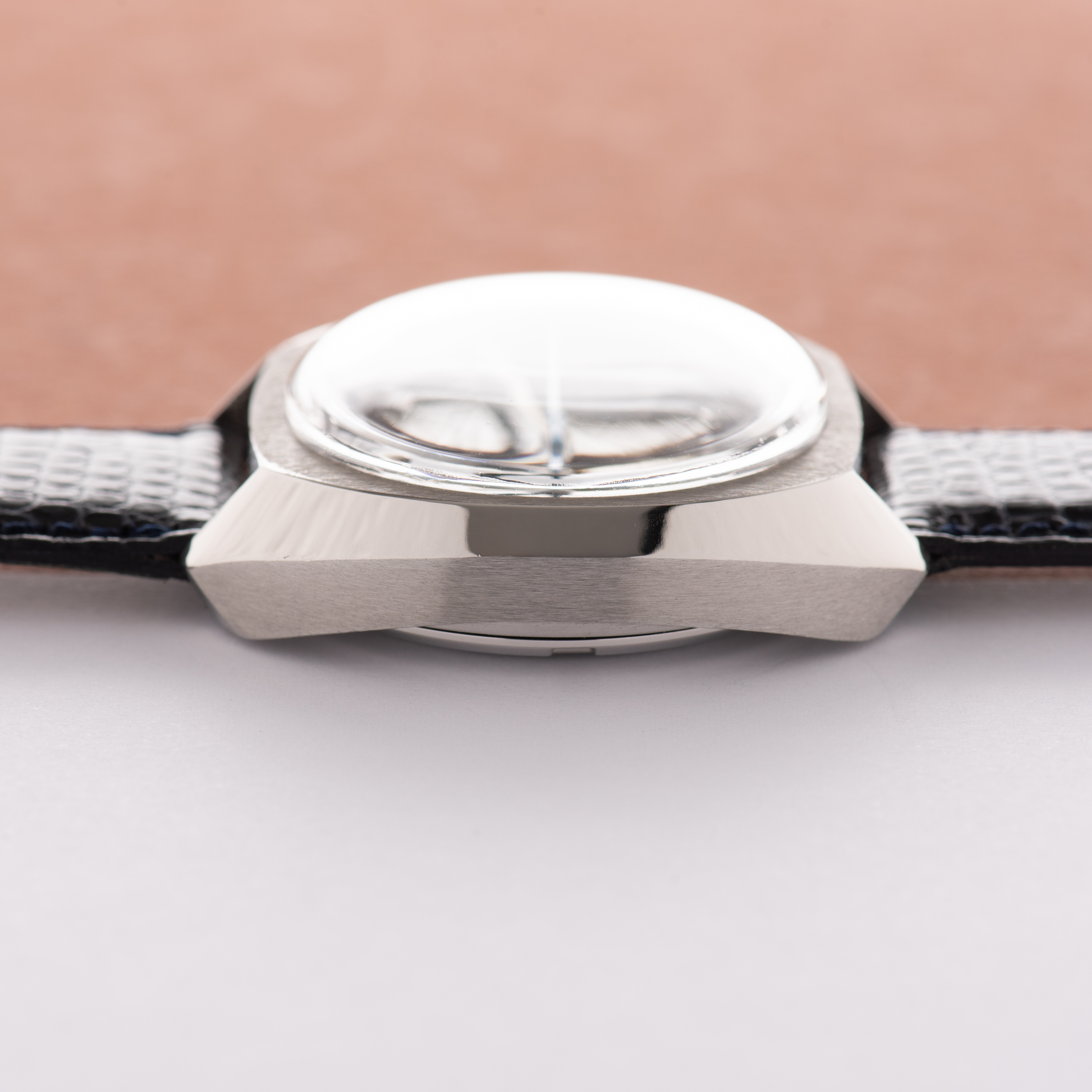 Vue de Certina Automatic DS-2 réf 5801 300 cal 25-651