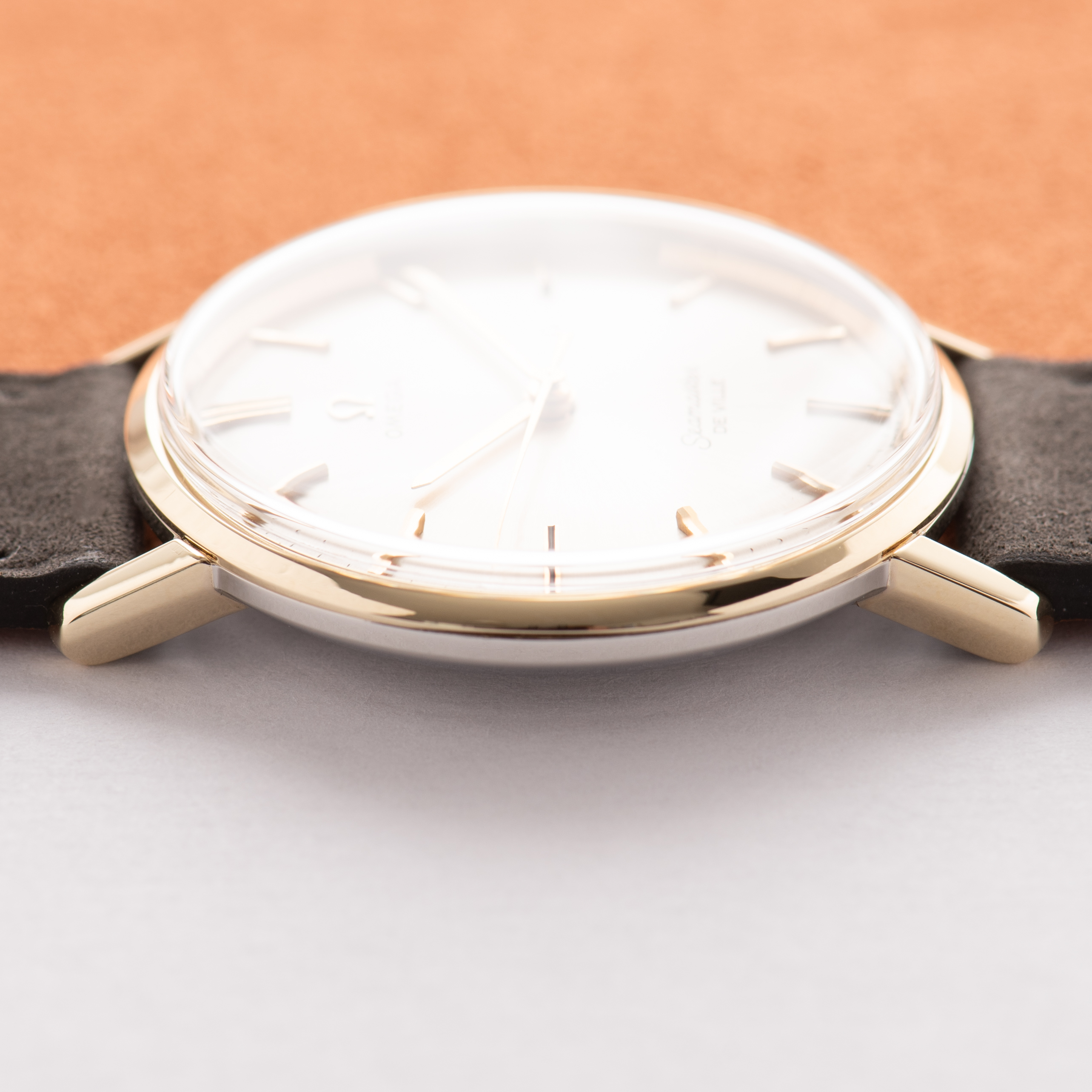 Vue de Omega Seamaster De Ville Date Gold/Steel Réf 135.020 from 1964