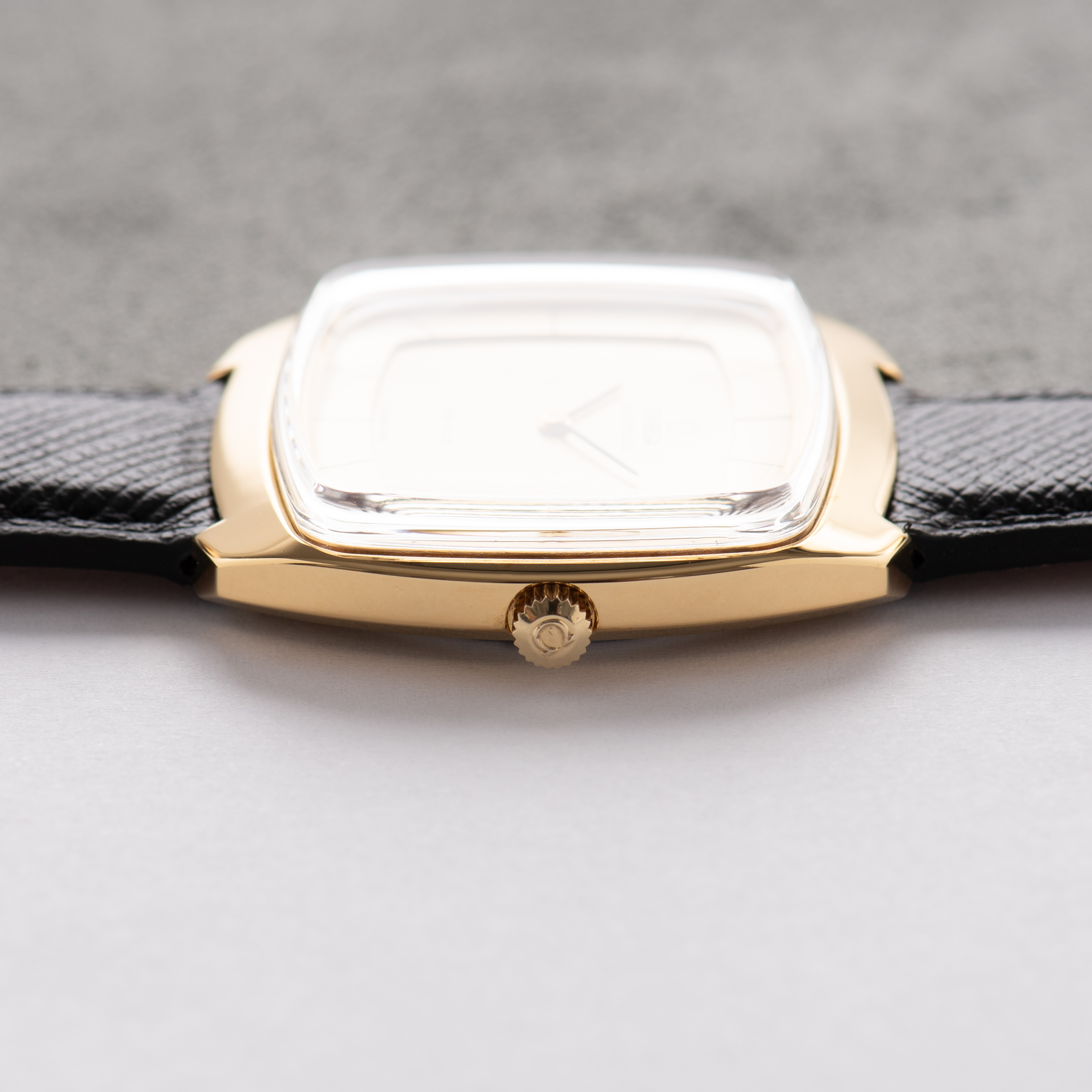 View of Omega Automatic De Ville "Tv Screen" Cal 711 réf 151.0051 from 1964