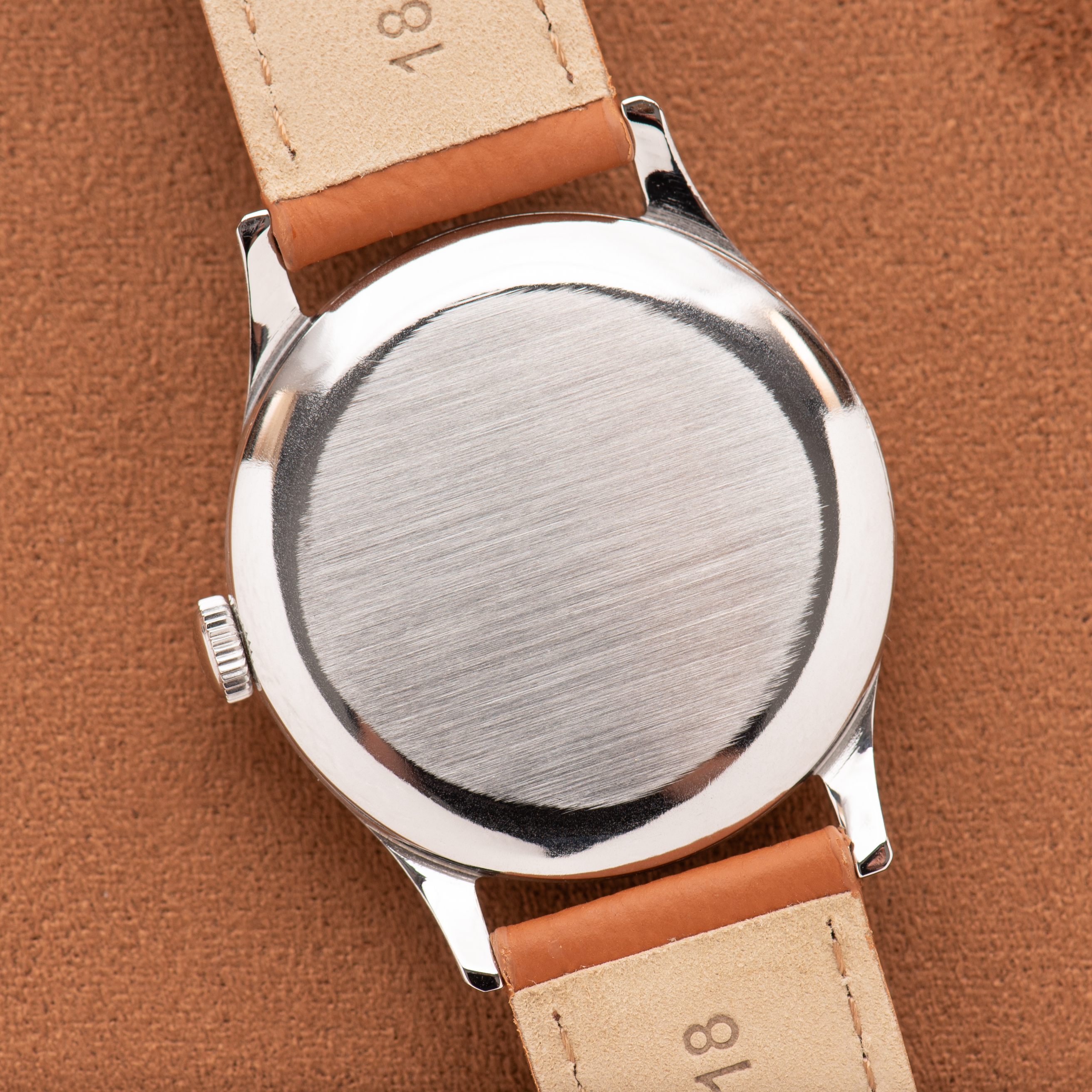 View of IWC International Watch Co. Schaffhausen Calibre 83 – Ref. 1.109.570 - 1945
