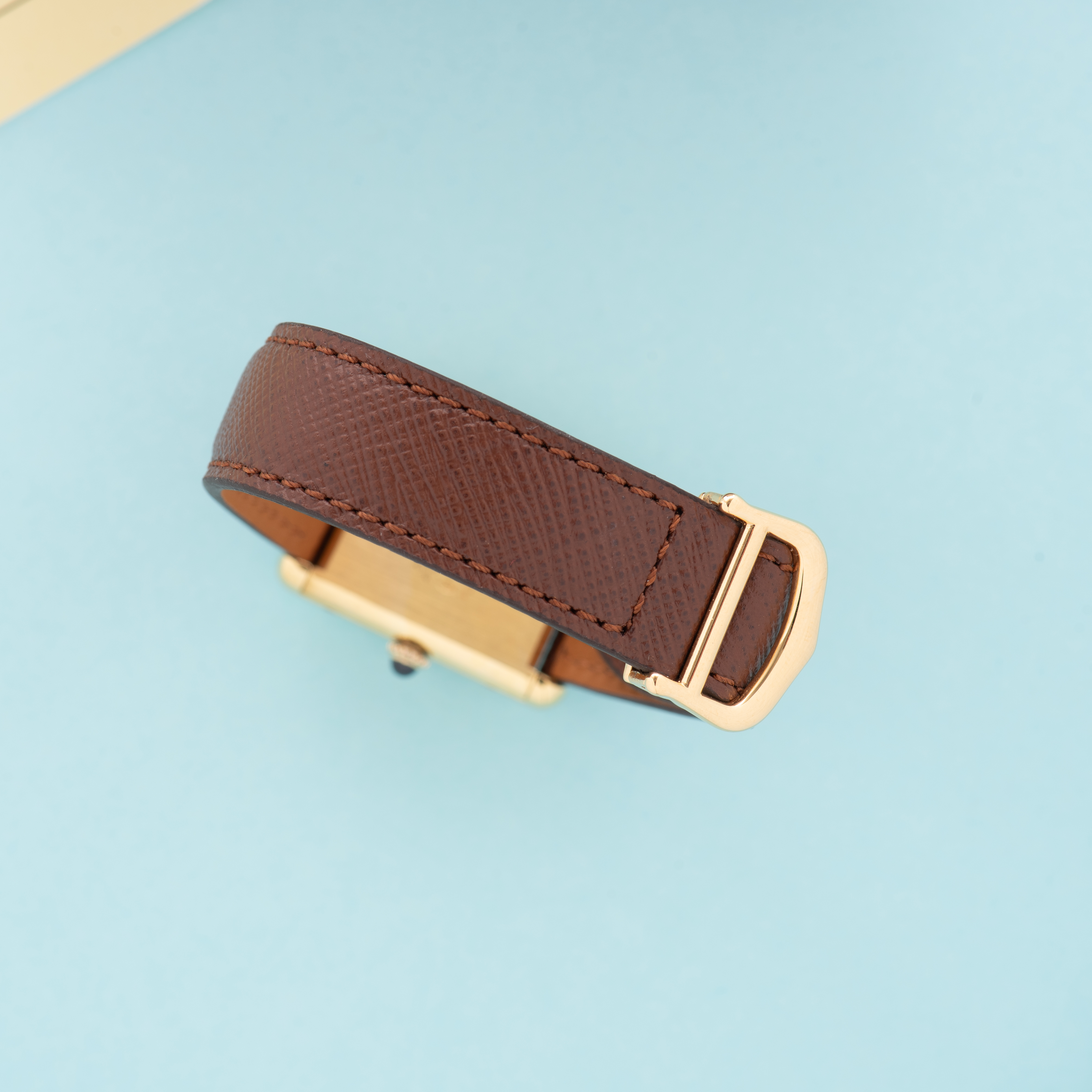 Zicht op Cartier Tank De Must Vermeil Grand Model Black Full Set from 1977