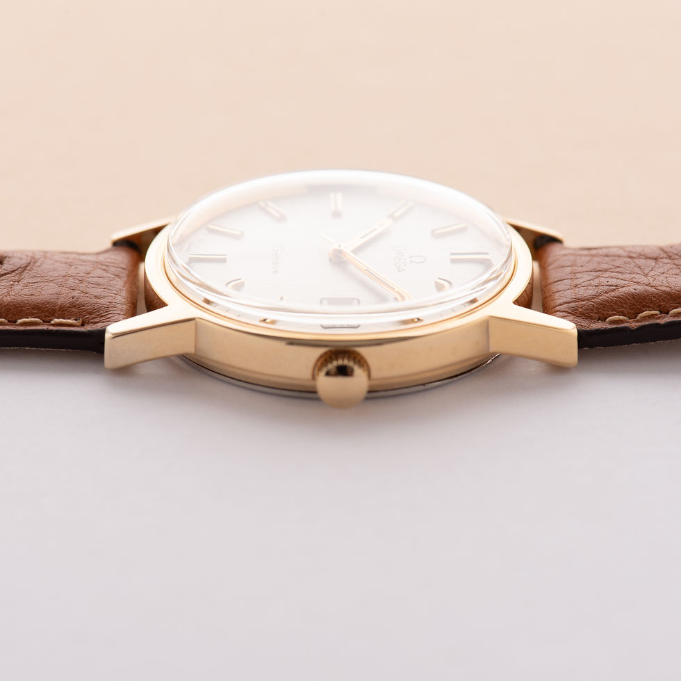 Miniature : Omega Genève Date Silver linen dial réf 136.0104 from 1974