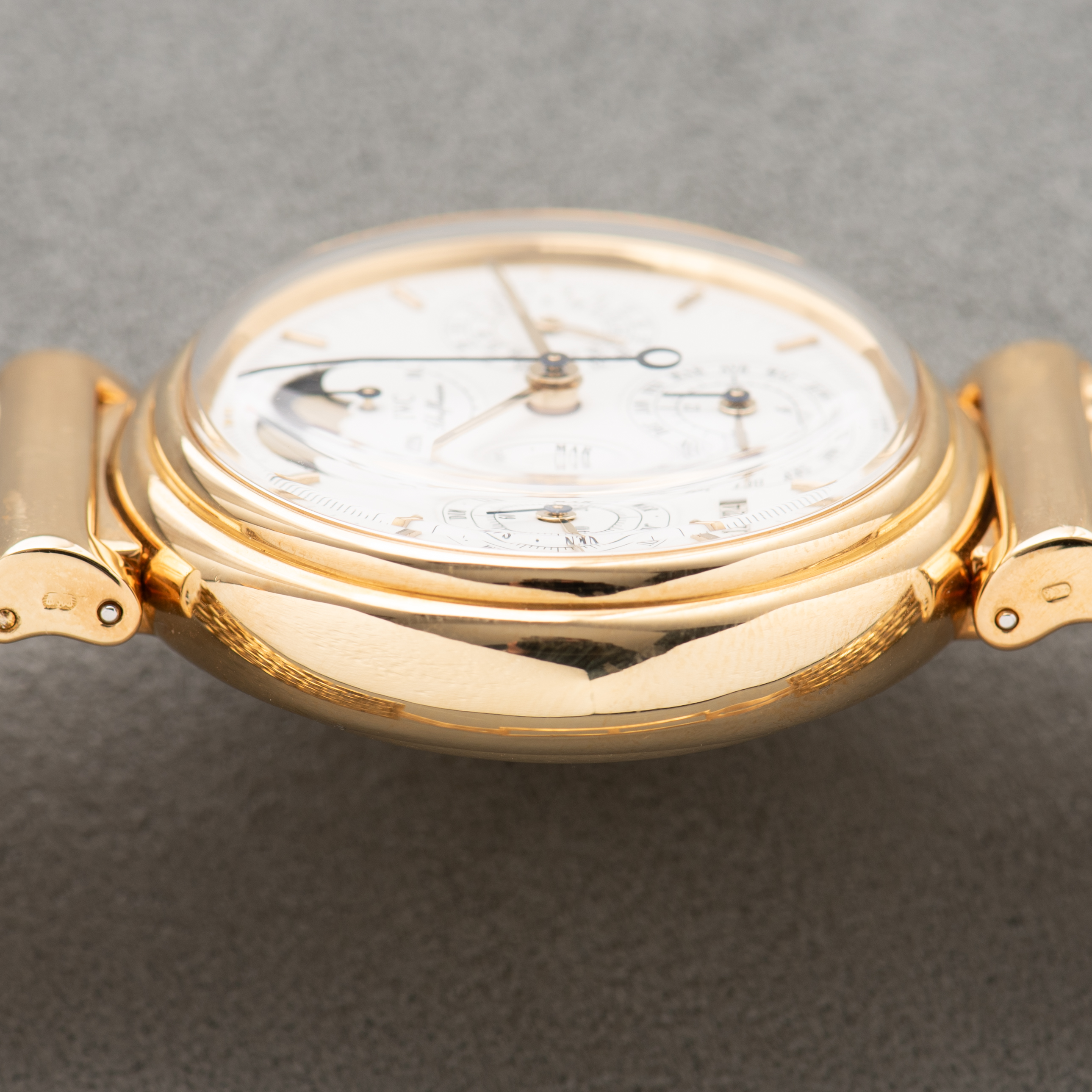 Zicht op IWC Da Vinci Perpetual Calendar Edition Speciale Ref IW3750 Goud 18k