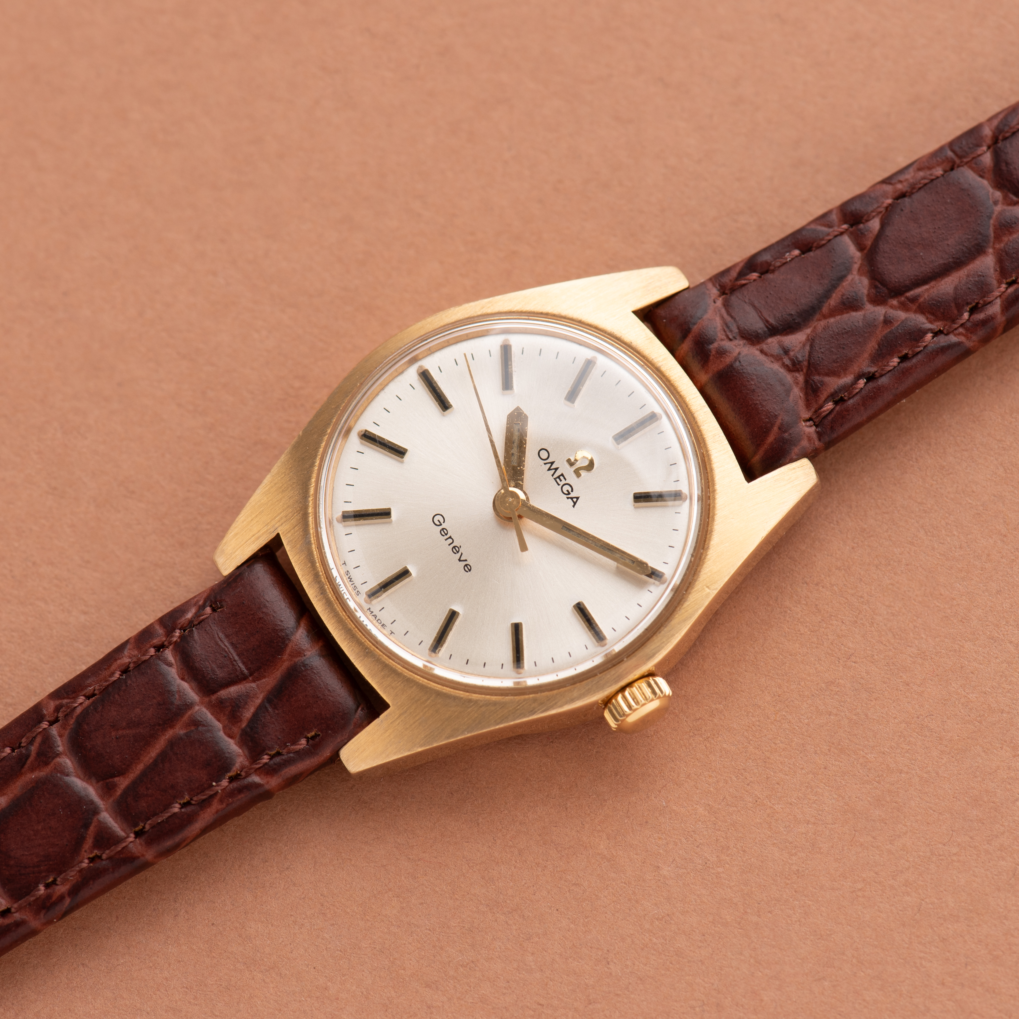 Zicht op Omega Geneve ref 535.014 cal 630 uit 1969 met doos