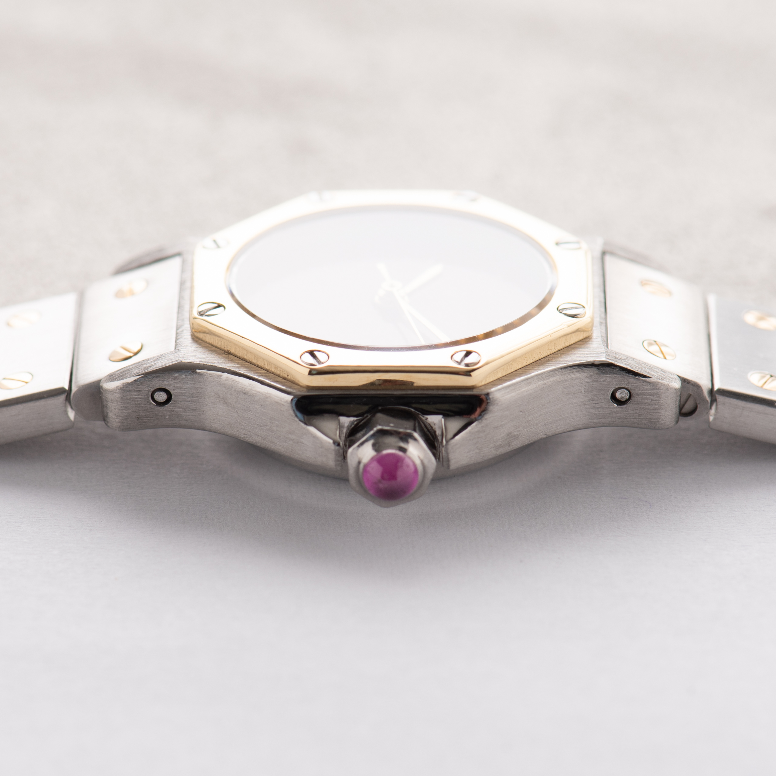Vue de Cartier Santos Octagon Burgundy Dial réf 0907