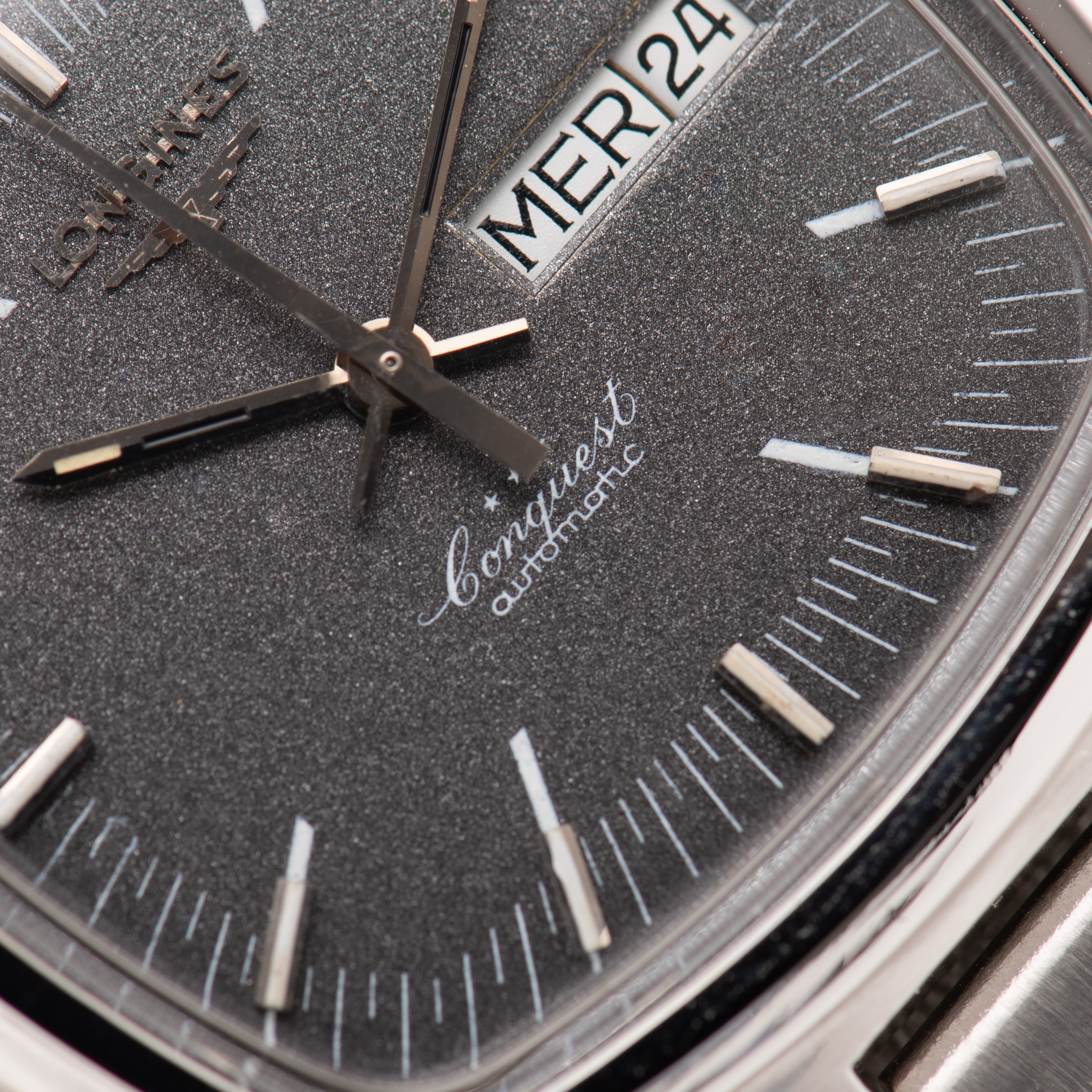 View of Longines Conquest Jumbo Automatic Réf 1568-1 636 cal L636.5