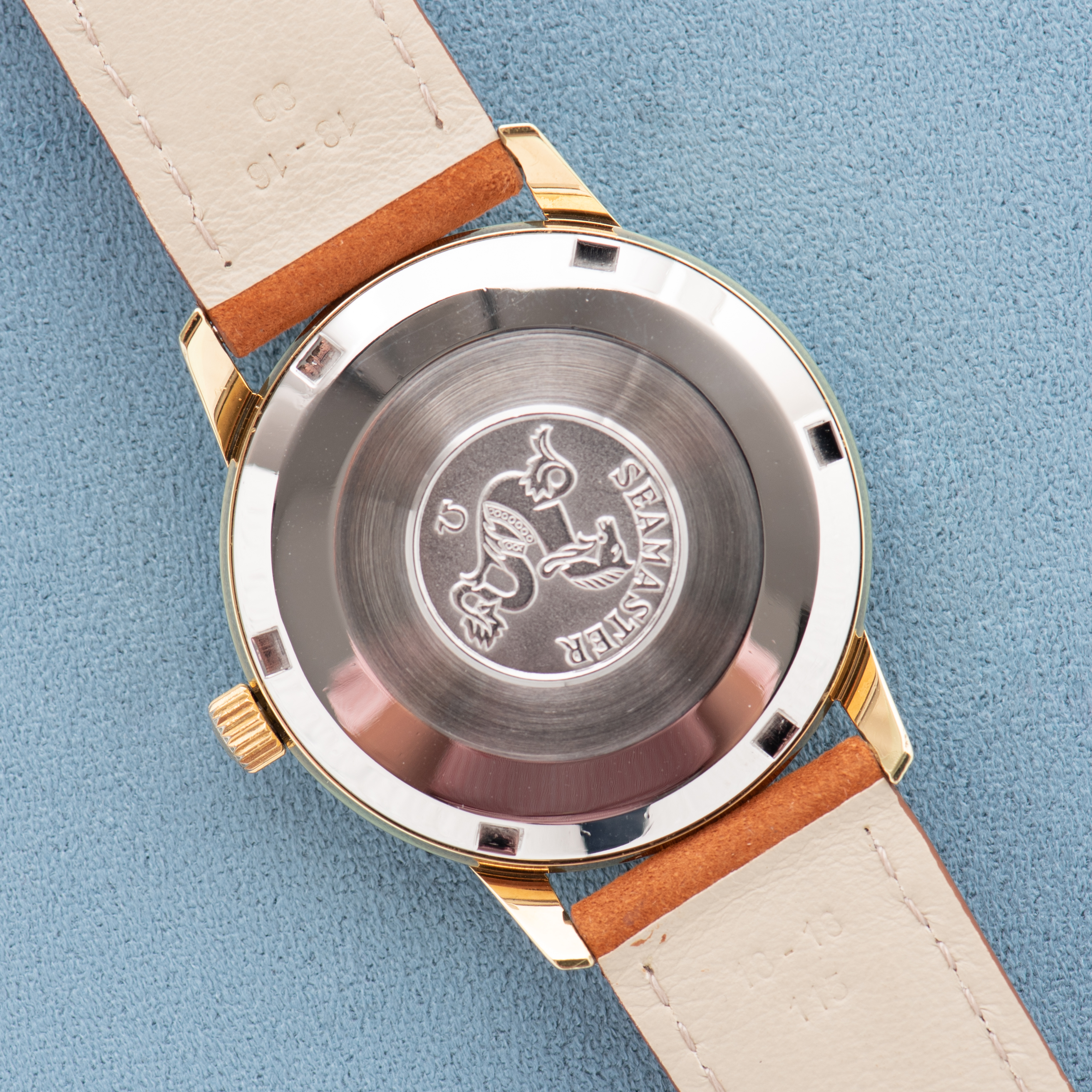 Vue de Omega Automatic Seamaster Gold plated/steel Réf 165.002 from 1966