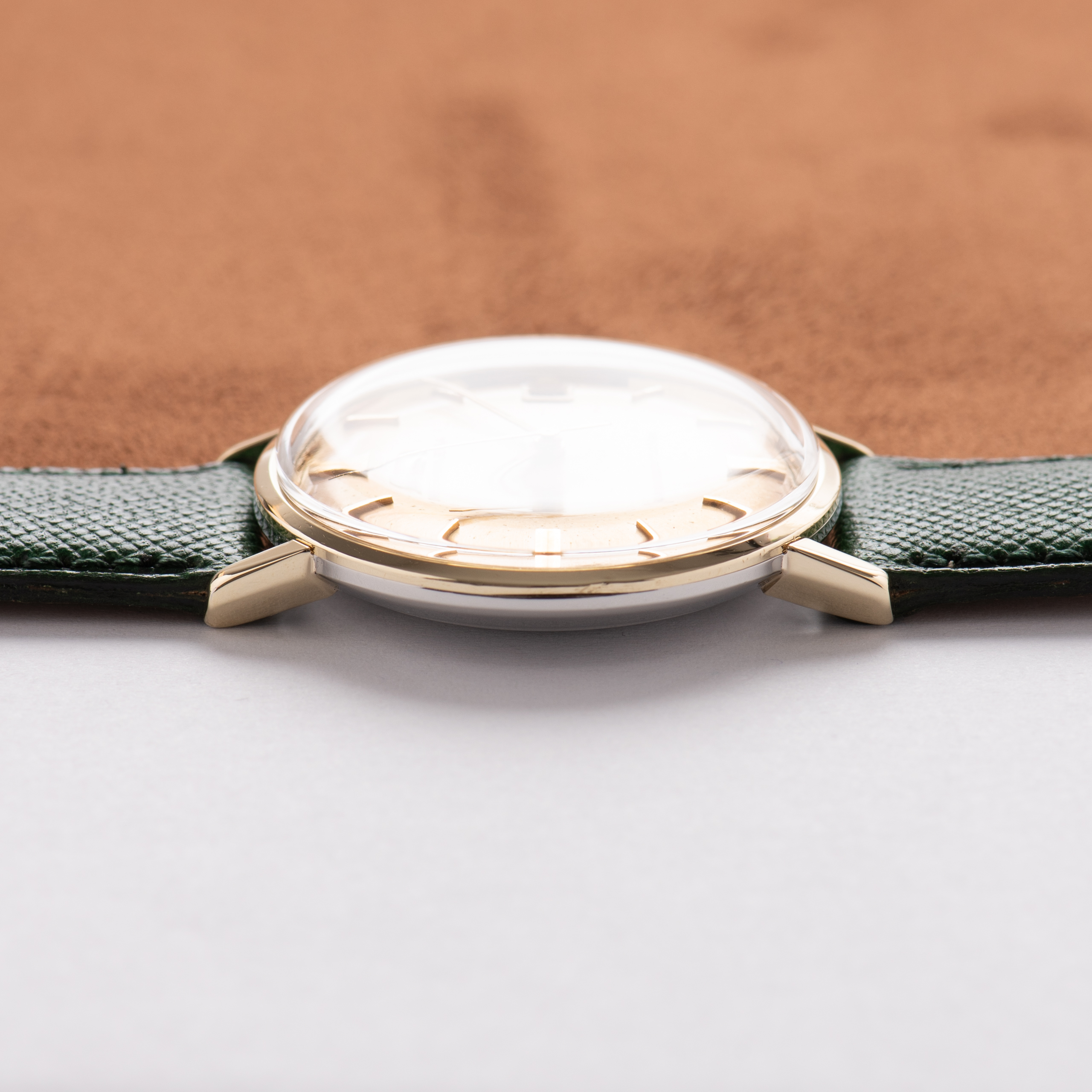 View of Omega Seamaster ‘Pre De Ville’ mécanique réf 14775-61SC from 1961