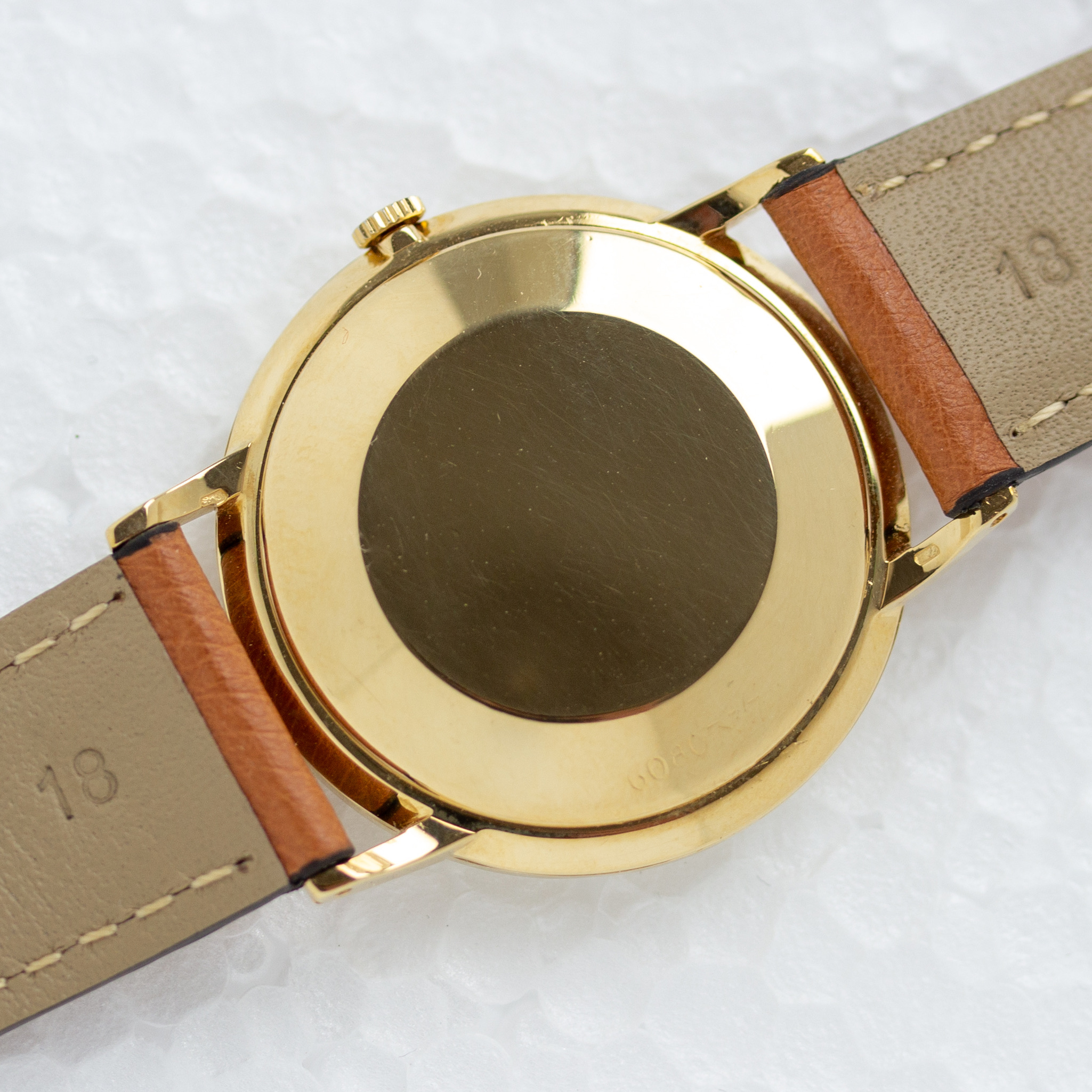 Vue de Eterna-Matic 2000 centenaire en or 18k 0,750 cal 1480K