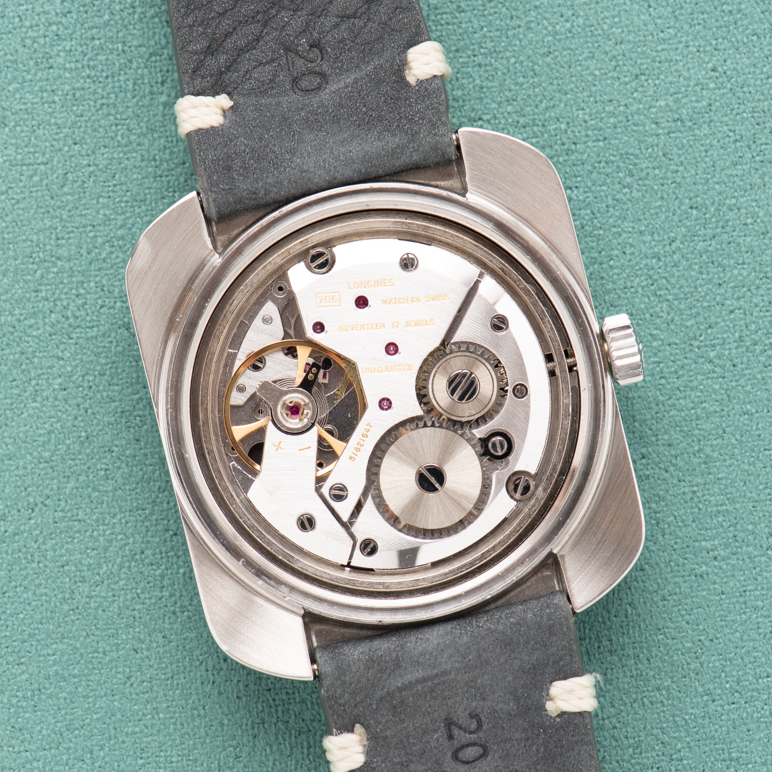View of Longines Conquest mécanique Blue/Grey Dial  réf 1535 cal 706