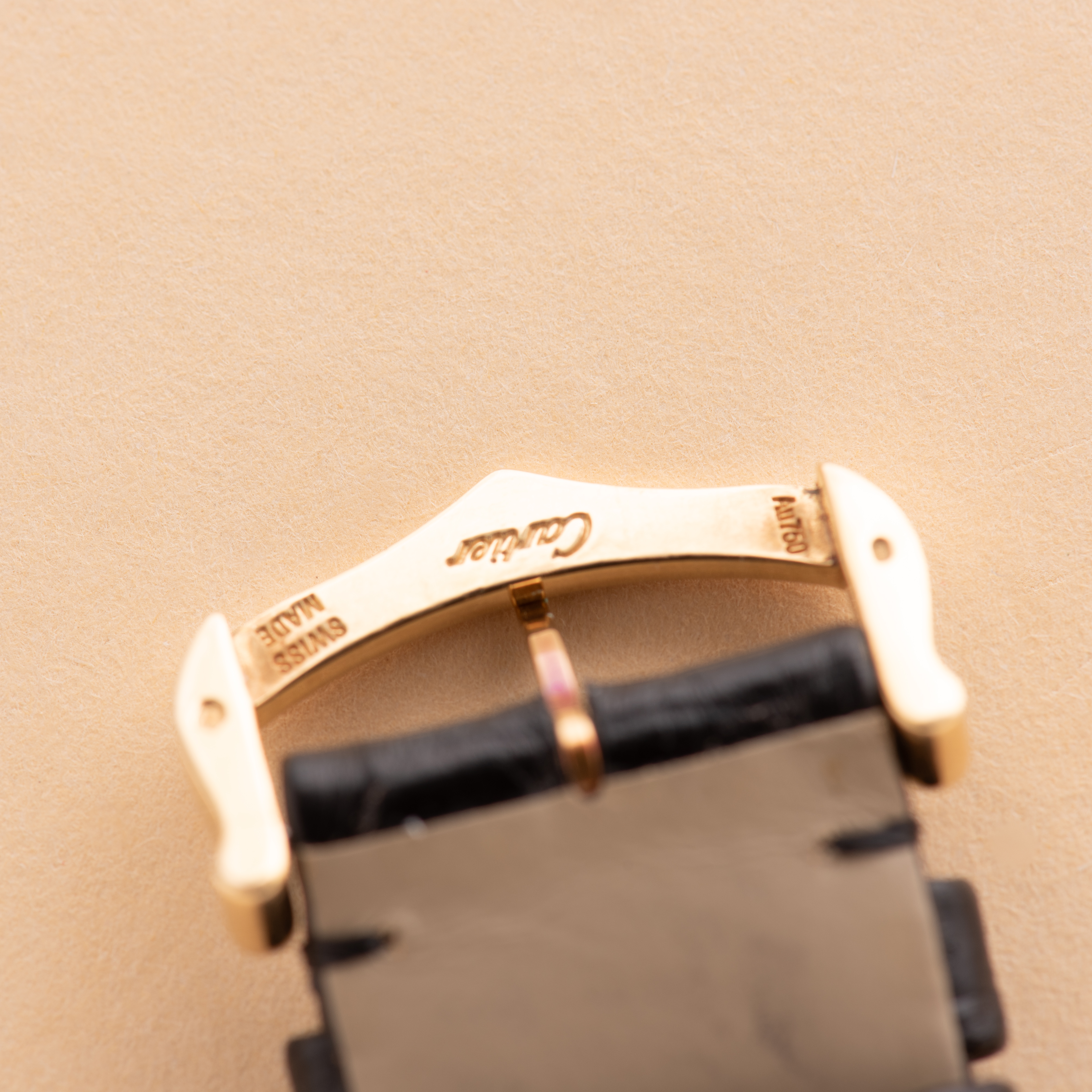 Zicht op Cartier Tank Solo LM ref 3167 Gold 18K/Steel Volledige set